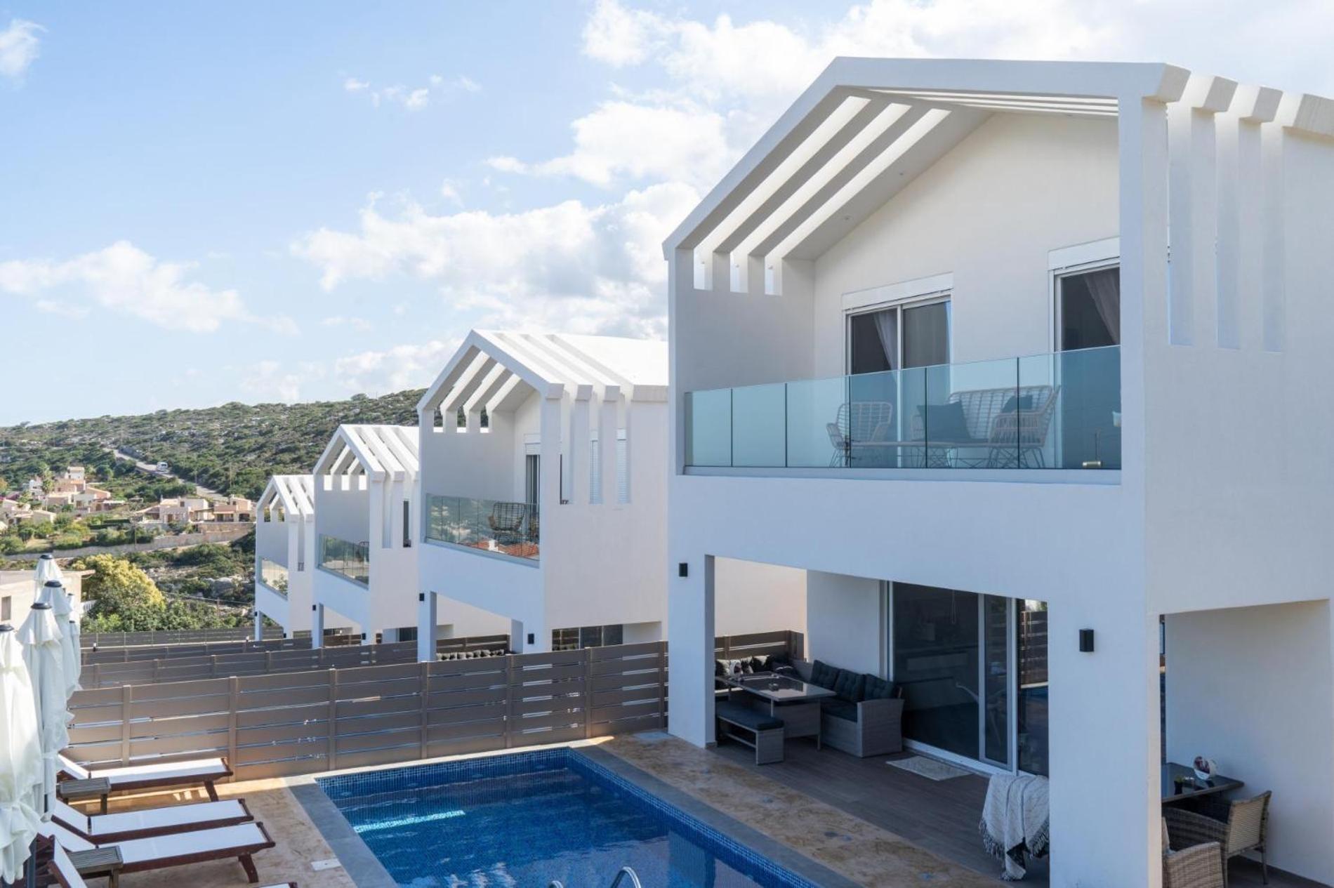 Diamond Nevelo Quality Villas