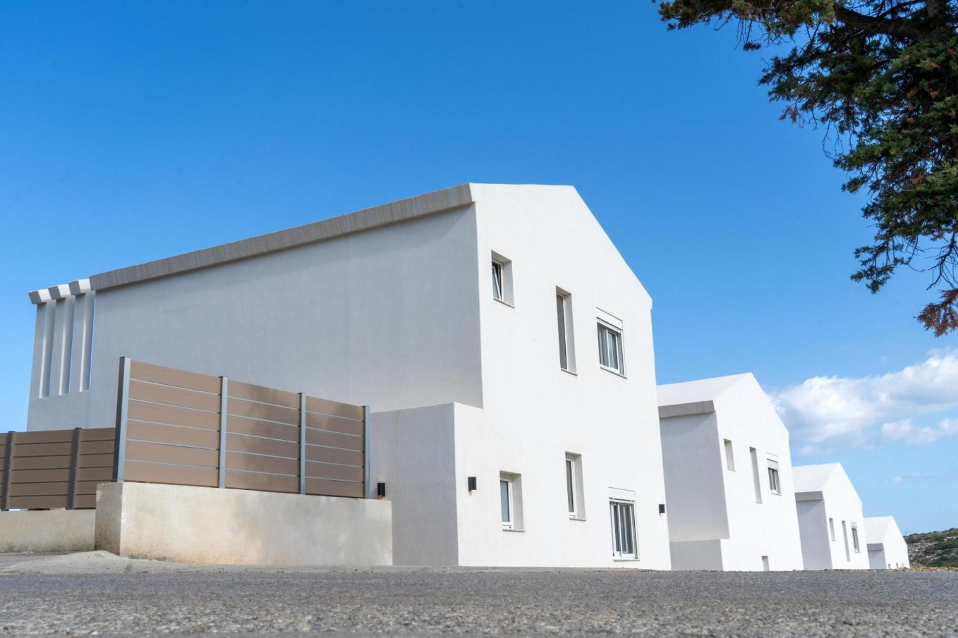 Diamond Nevelo Quality Villas
