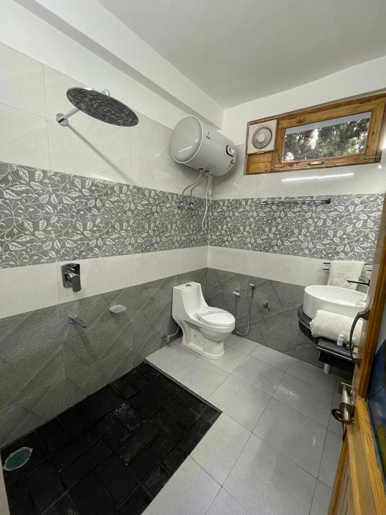 Photo 21