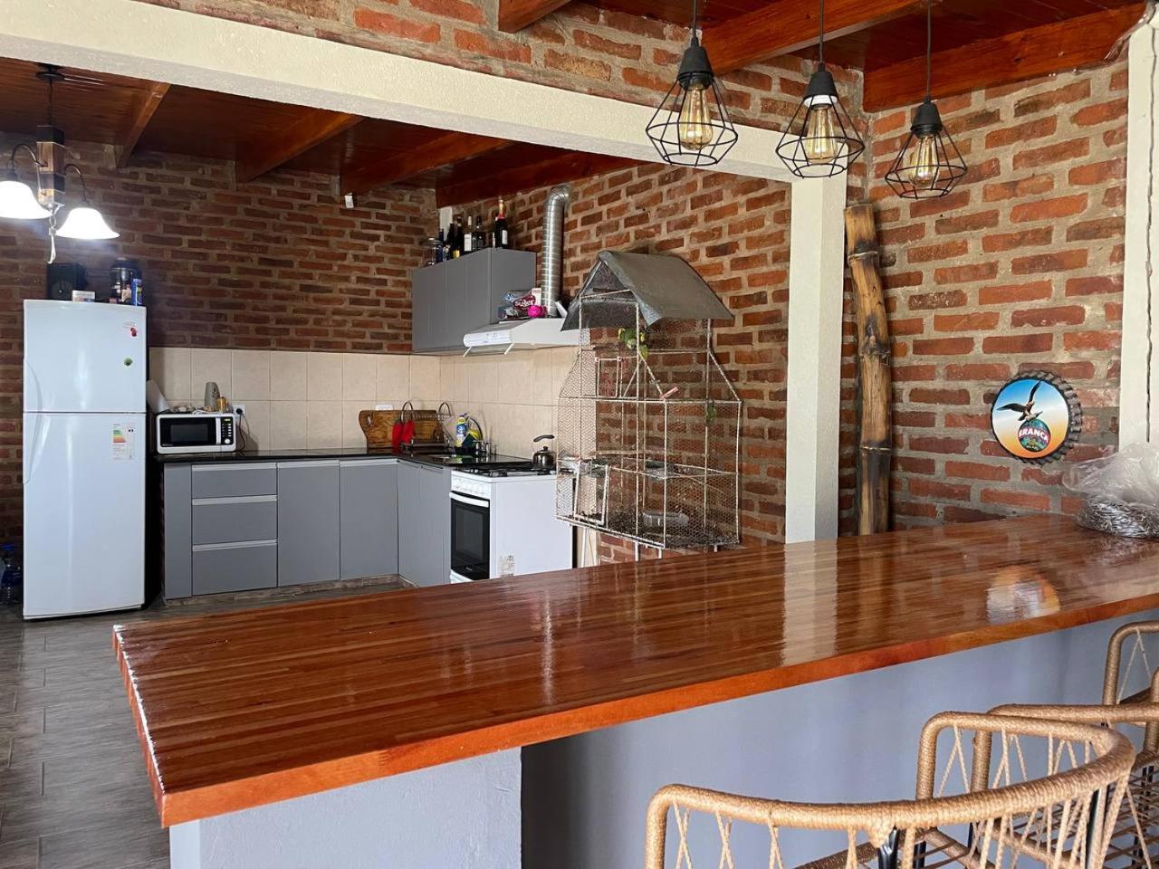 Casa Moderna - A Metros de las Termas
