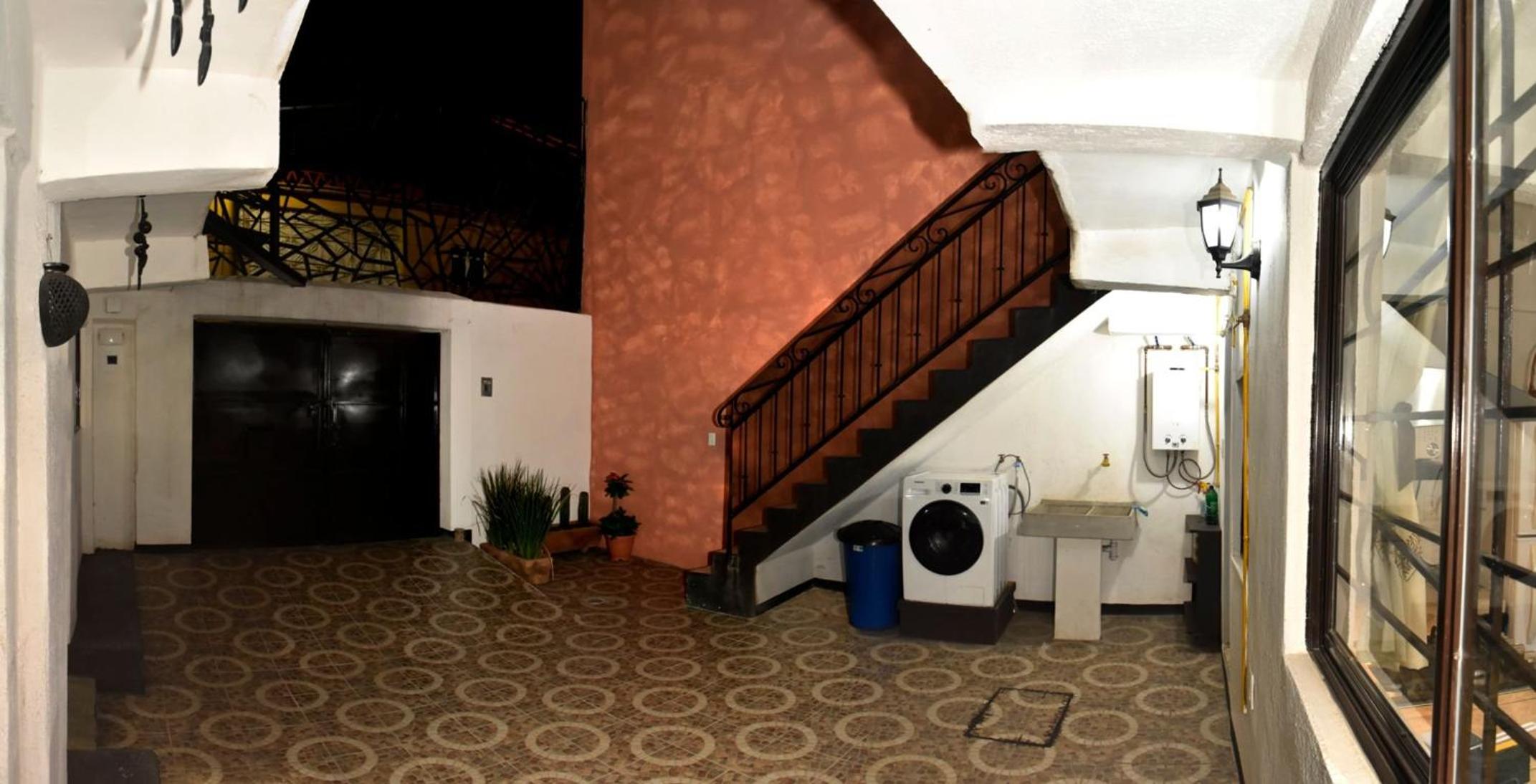 Photo 9