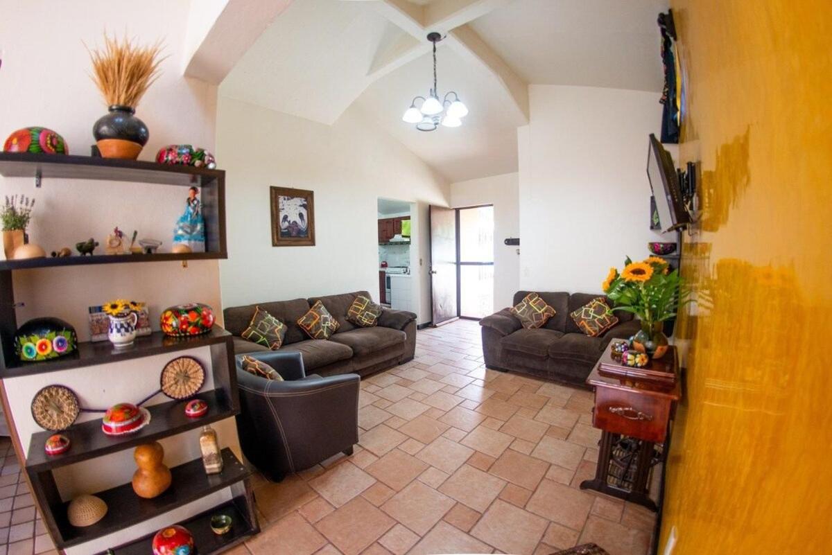 Casa Gris Tule view 3