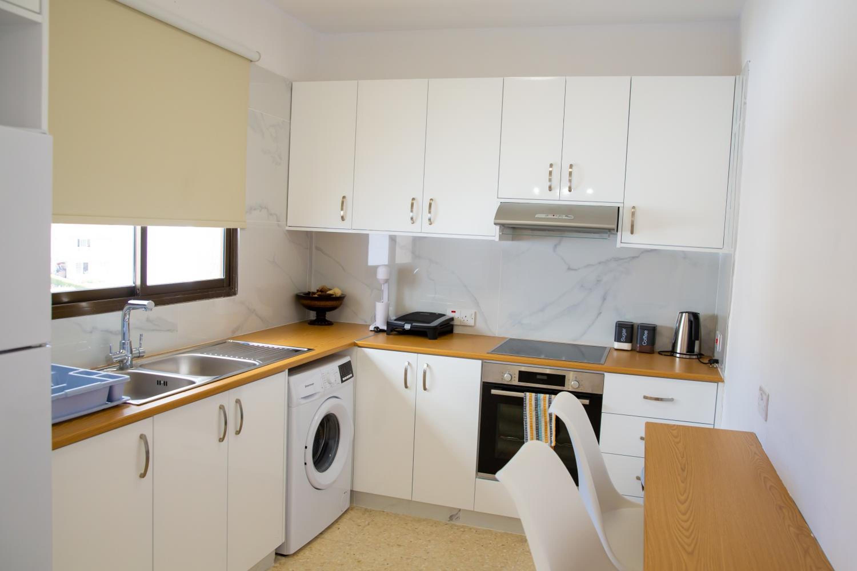 Modern 2bd appartment near mall- Internet 1Gbps