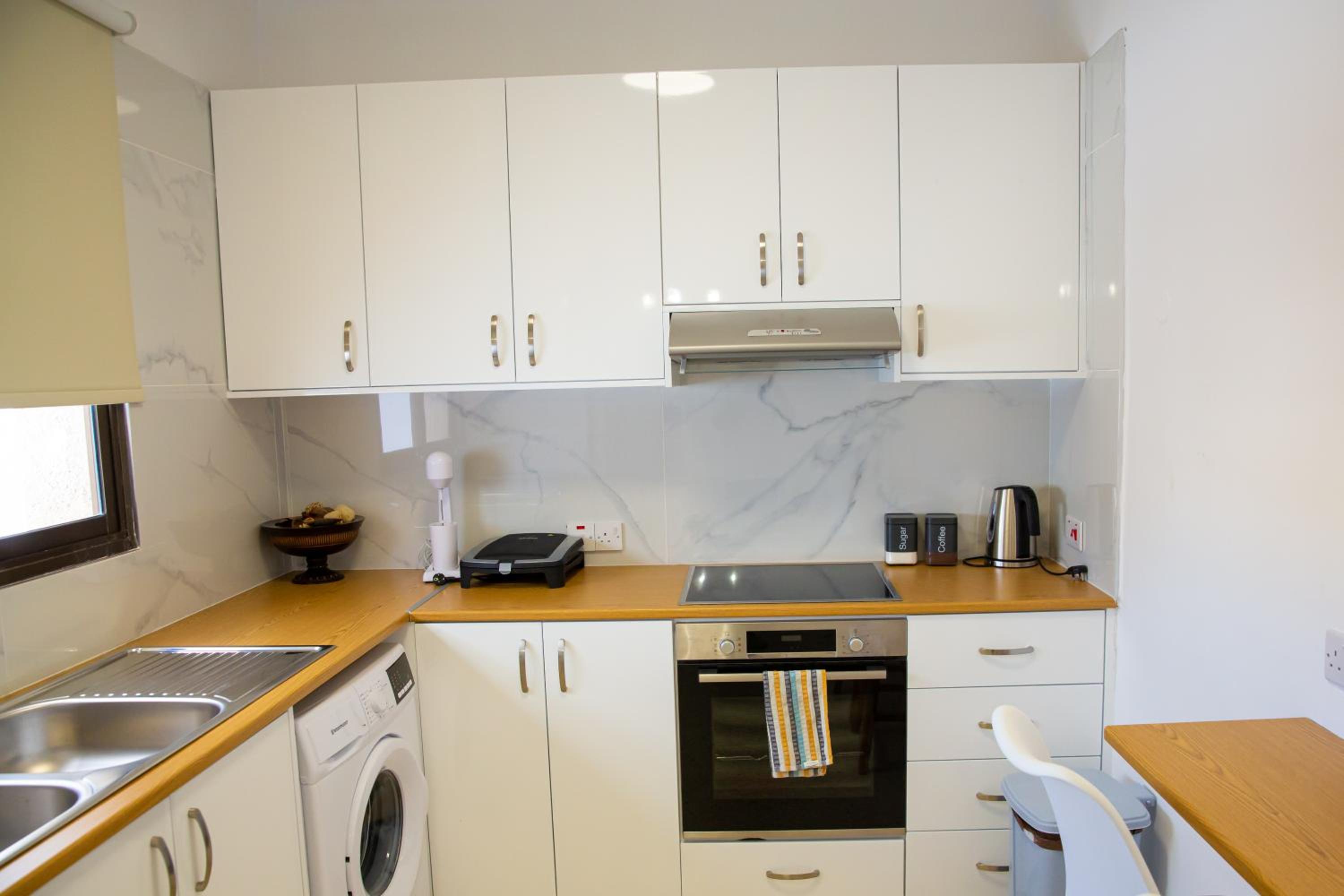 Modern 2bd appartment near mall- Internet 1Gbps