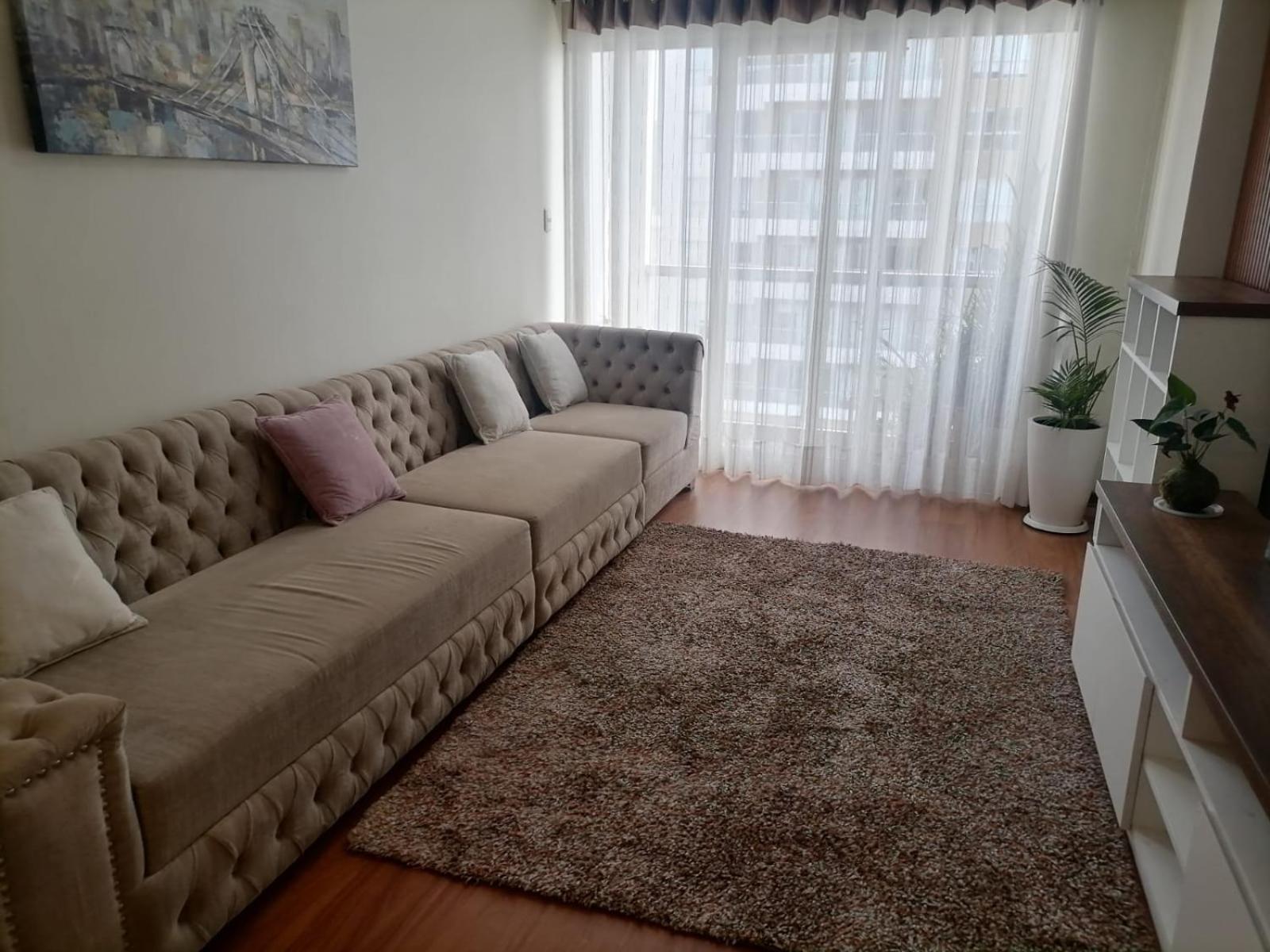 DEPARTAMENTO TRES DORMITORIOS EN LINCE view 3