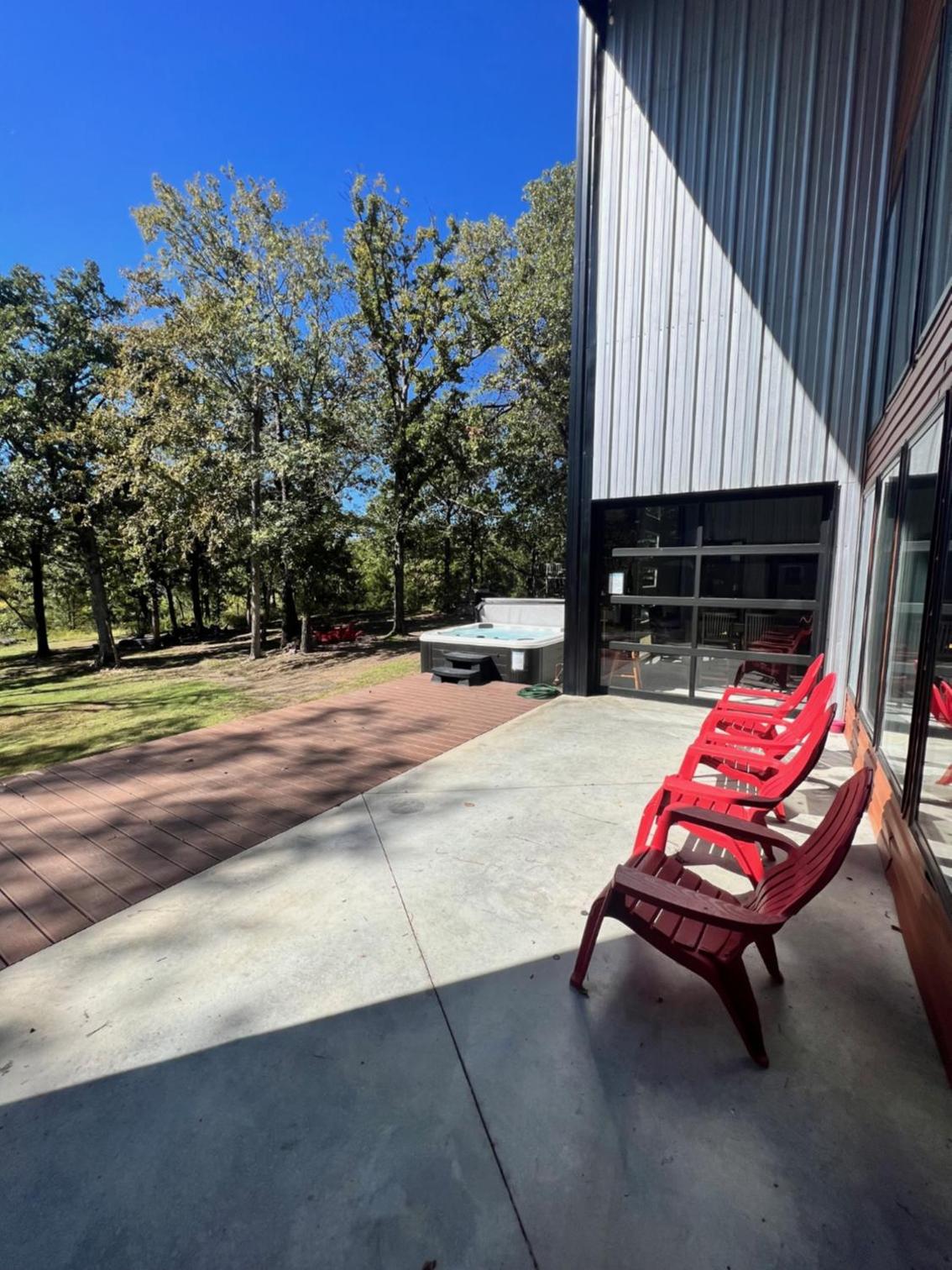 Lakefront-Private Dock-Lakeview-Sleeps 22 plus view 3