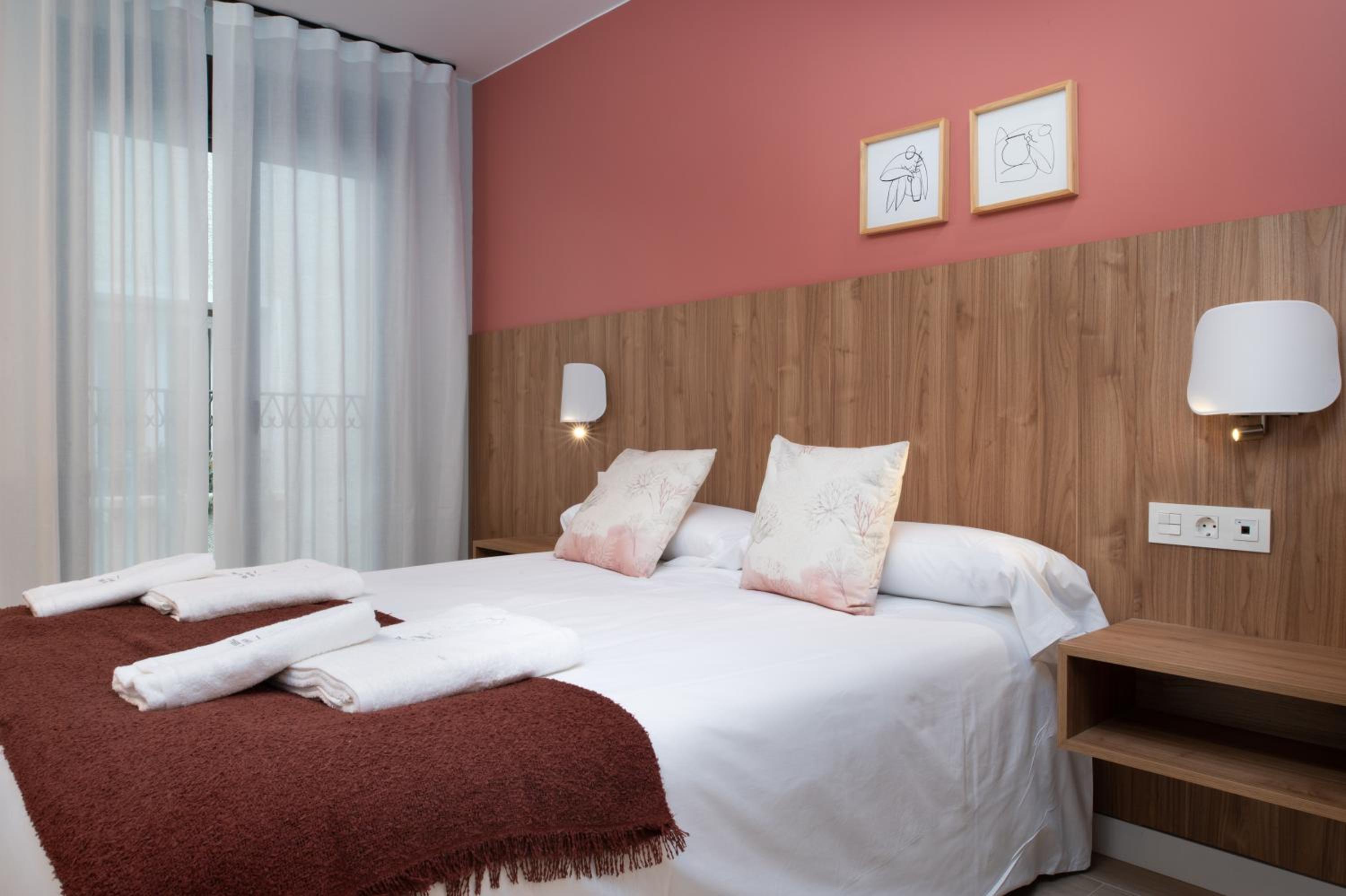 Apartamentos Torre del Reloj