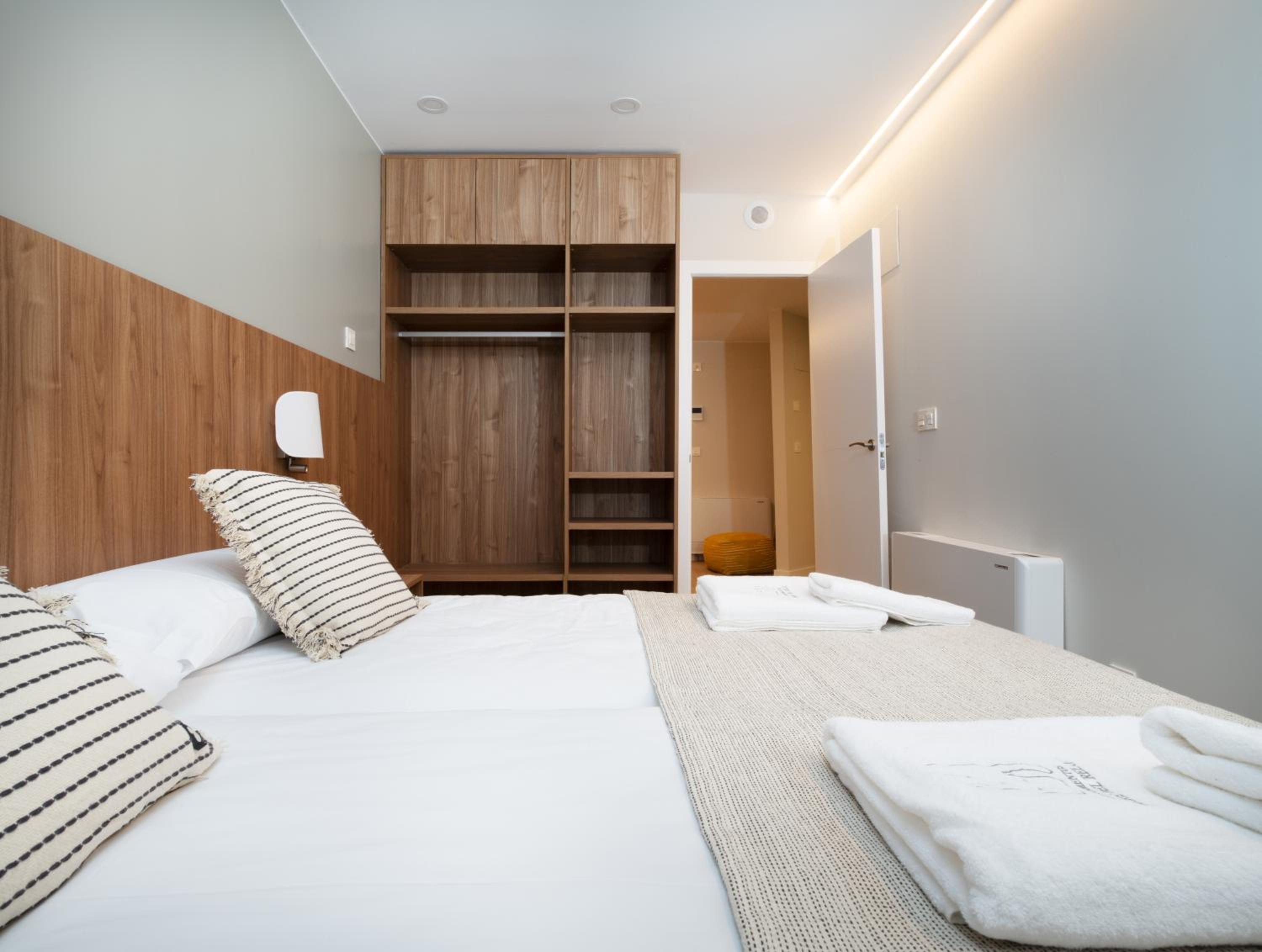 Apartamentos Torre del Reloj