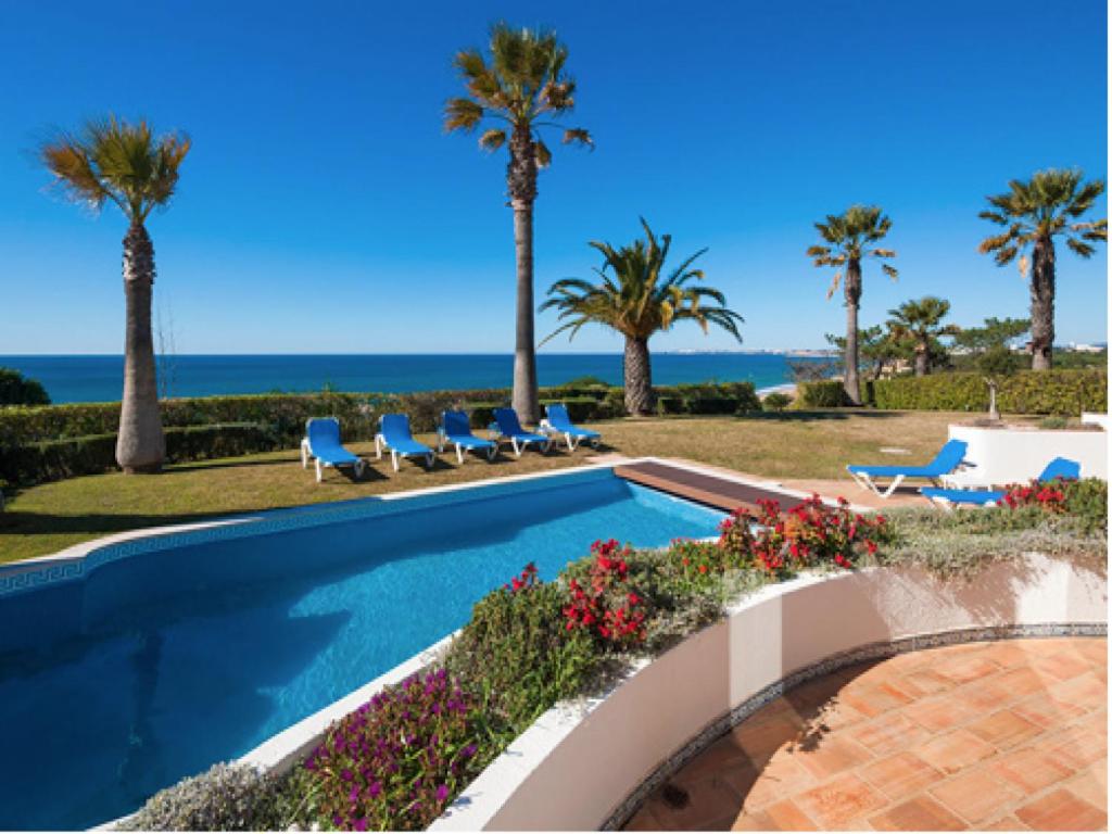 Villa Do Lobo Ocean View 5 Bedrooms Sensational Sea Views Private Pool view 4