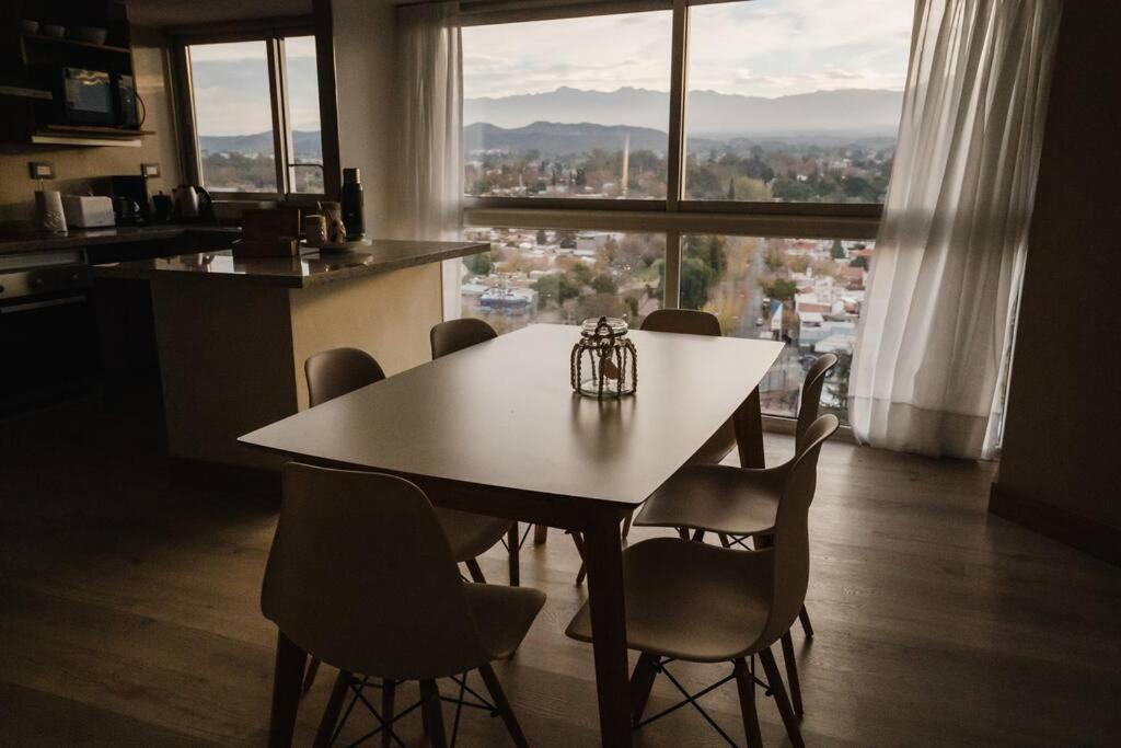 Exclusivo Depto en Torre Leloir - by Inside