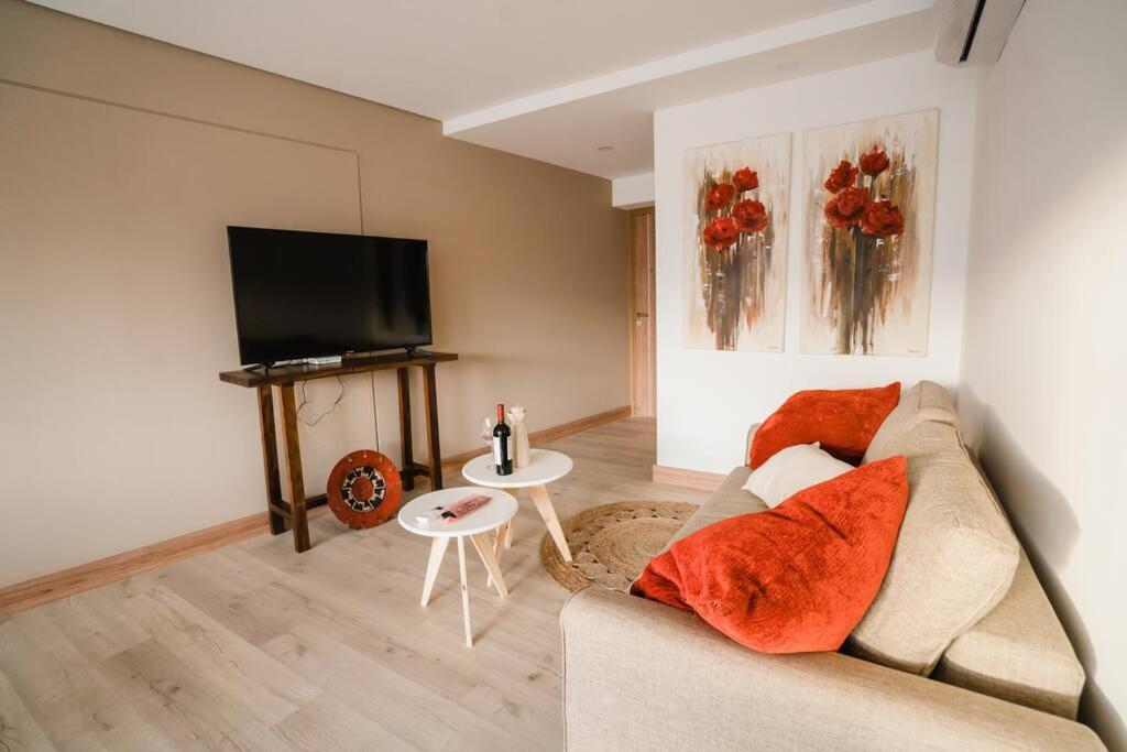Exclusivo Depto en Torre Leloir - by Inside