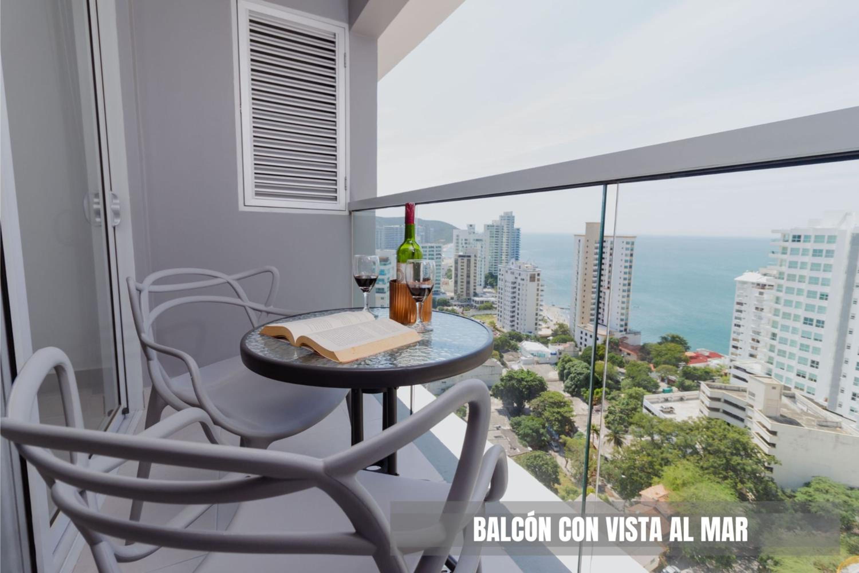 Ambar Roca Apartments – Near the Sea by SOHO