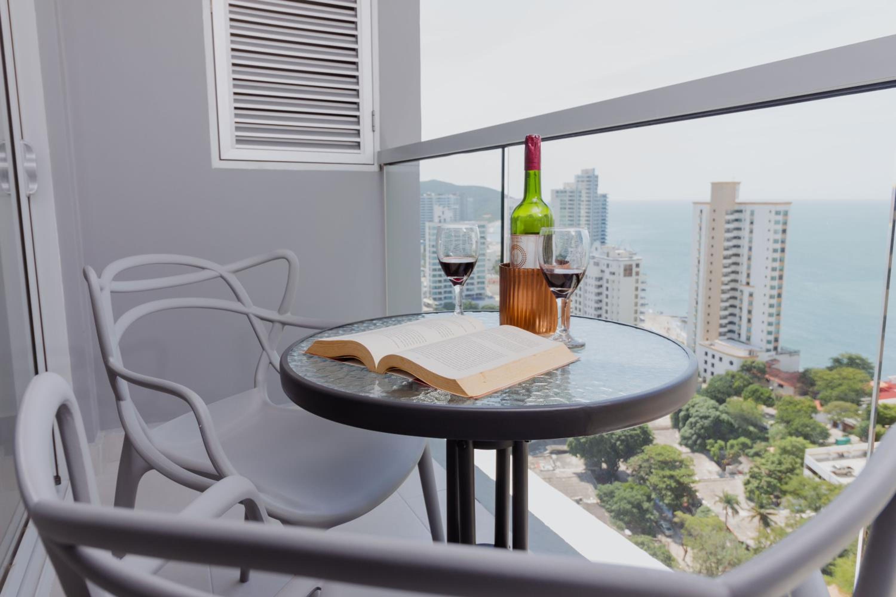 Ambar Roca Apartments – Near the Sea by SOHO