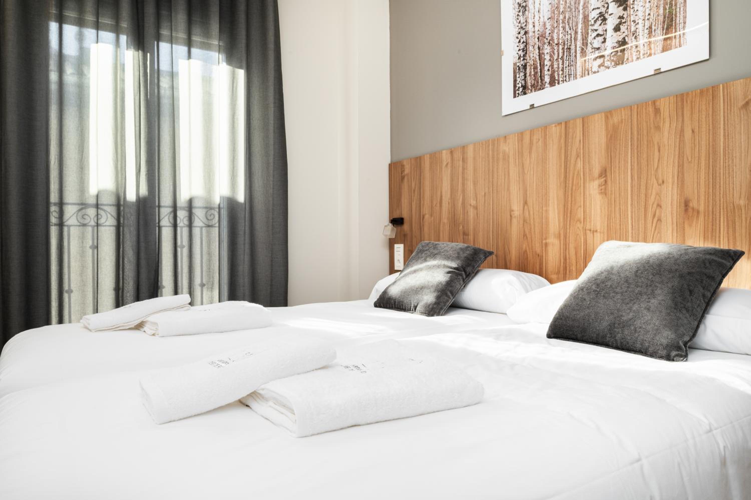 Apartamentos Torre del Reloj