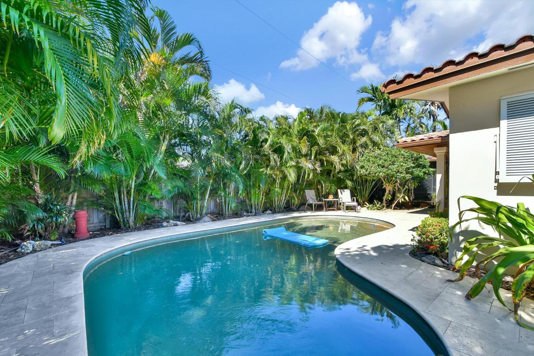 Zen Pool Home