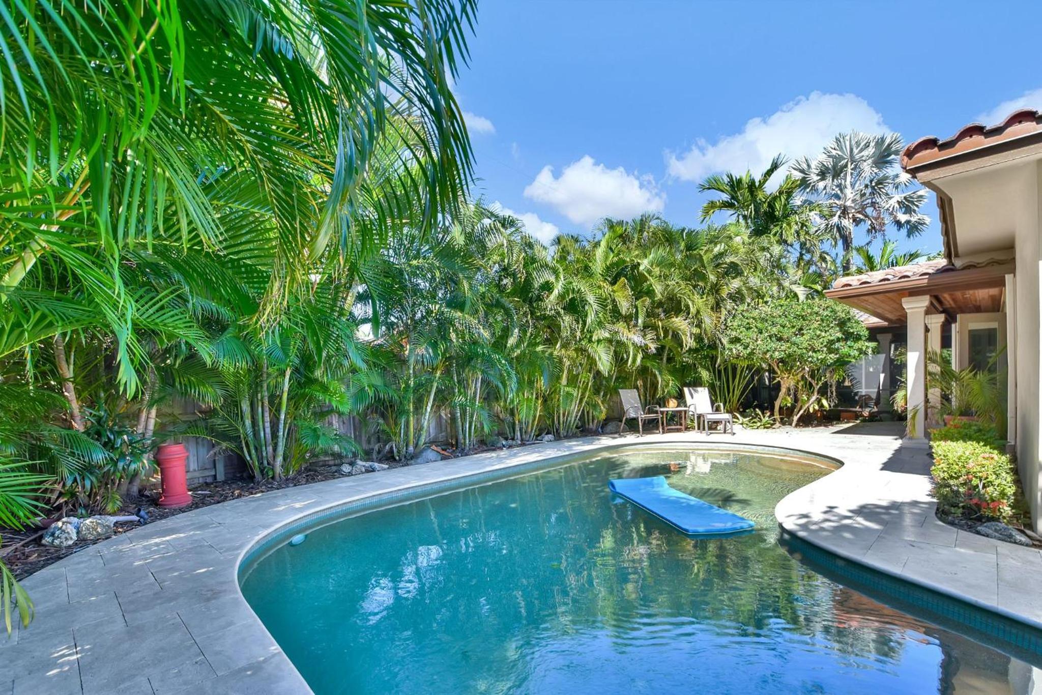 Zen Pool Home