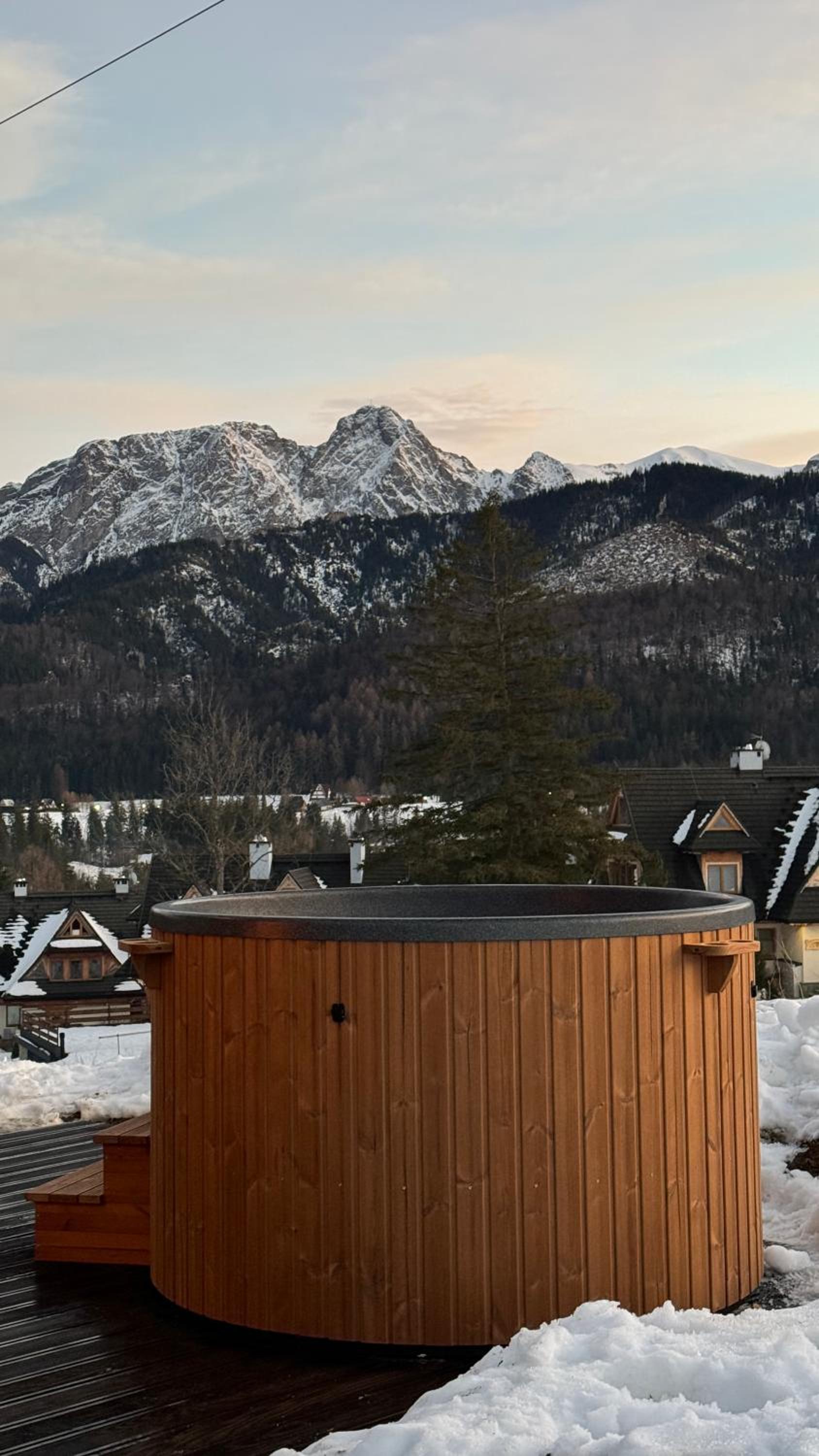 Sywarne Chalet view 4