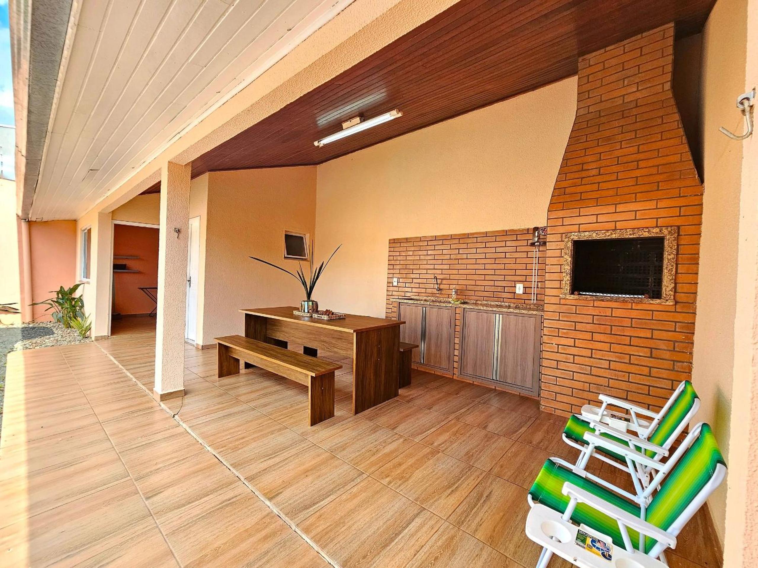 Casa 4 quartos Piscina prox Paraguai e Itaipu