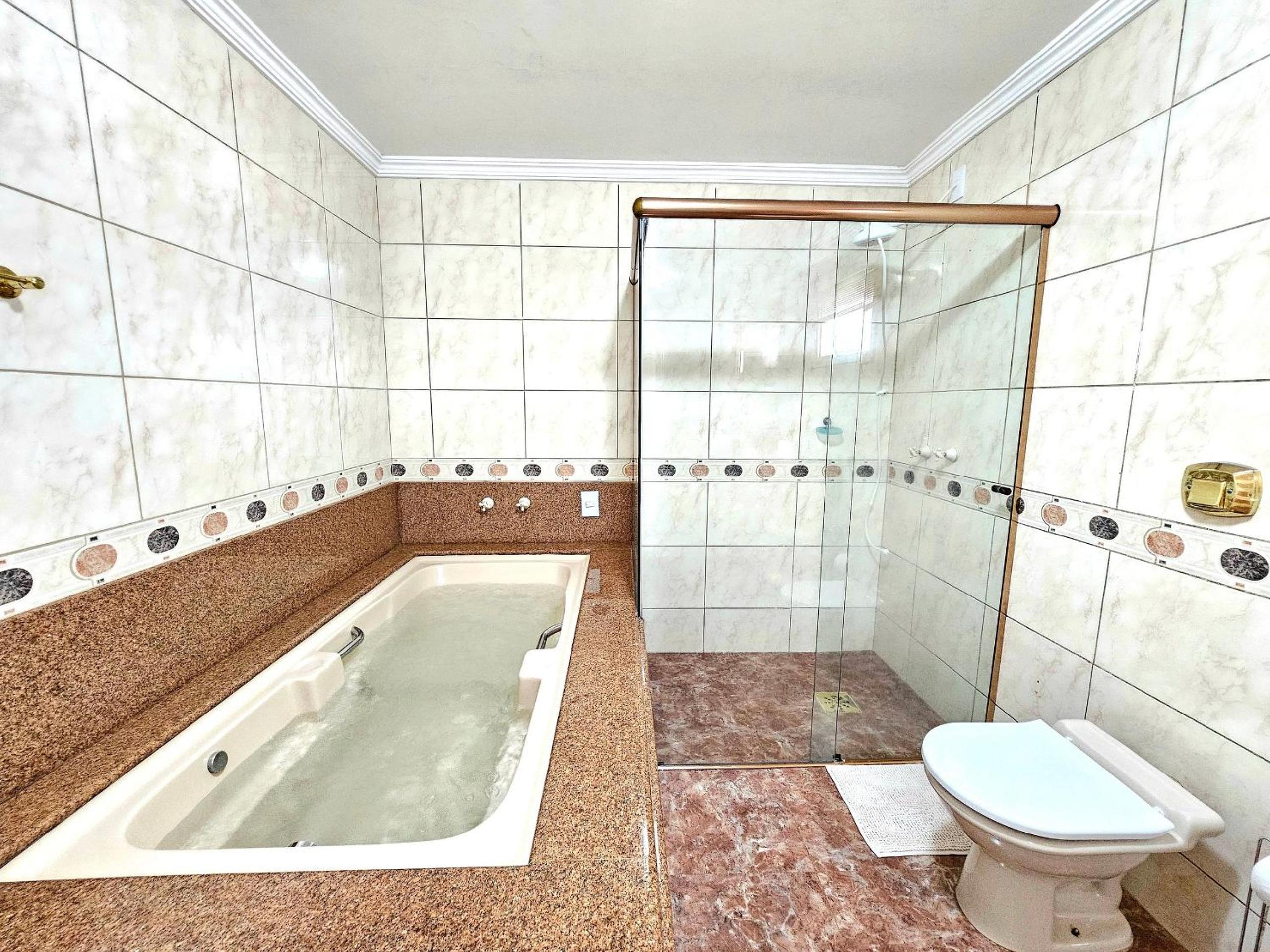 Casa 4 quartos Piscina prox Paraguai e Itaipu