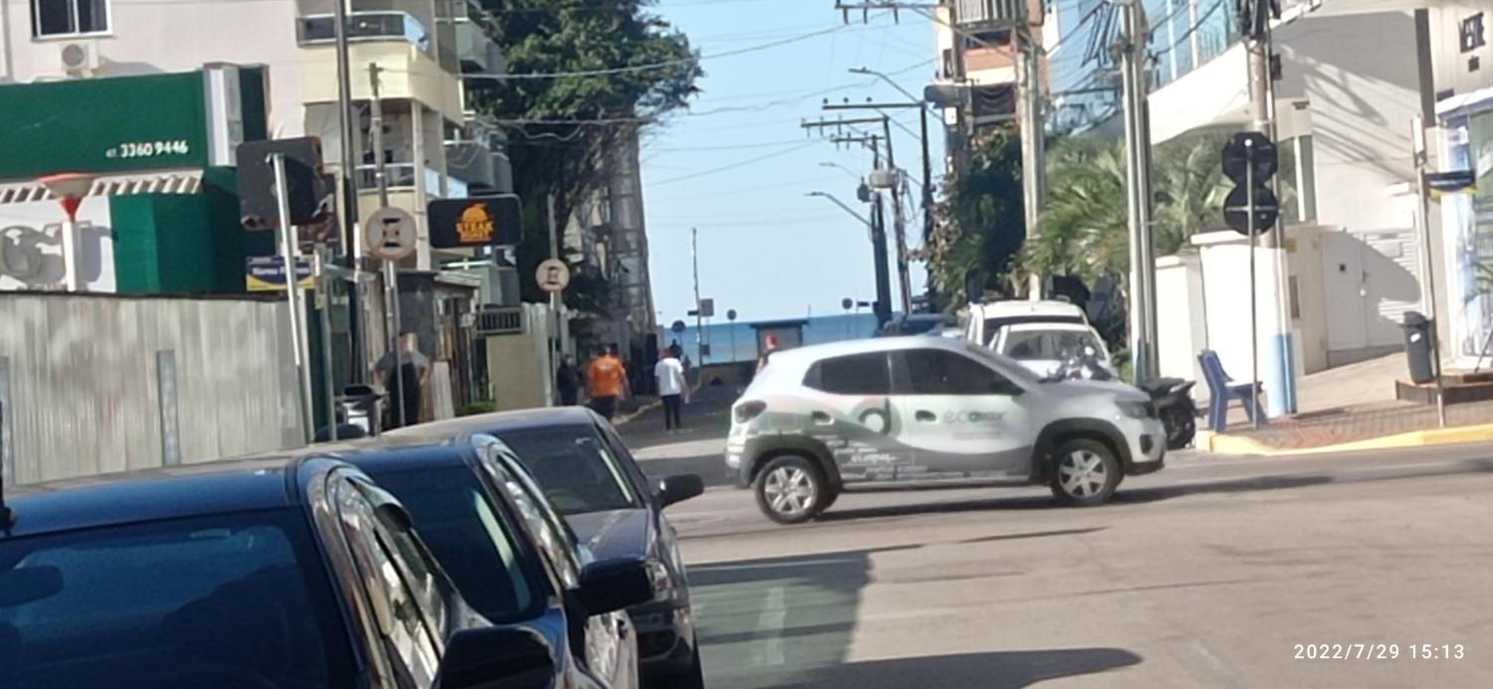 Apartamento meia praia