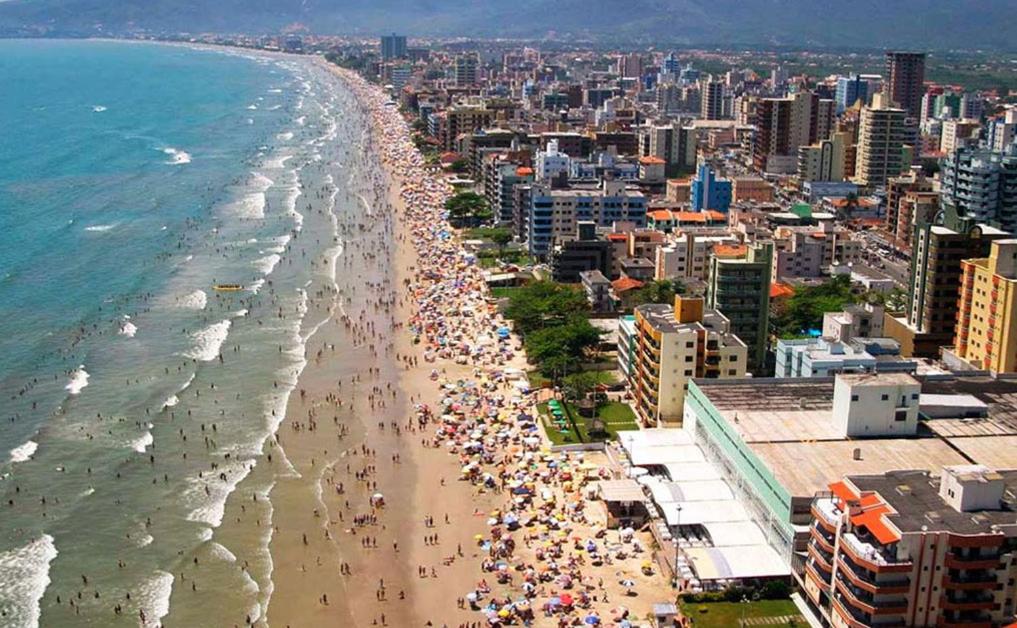 Apartamento meia praia