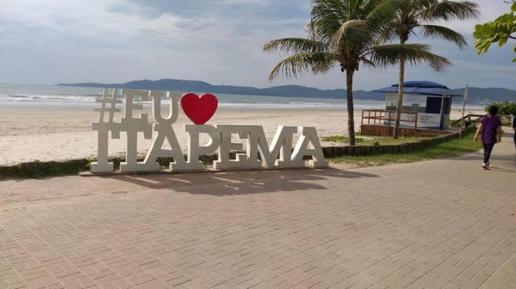 Apartamento meia praia