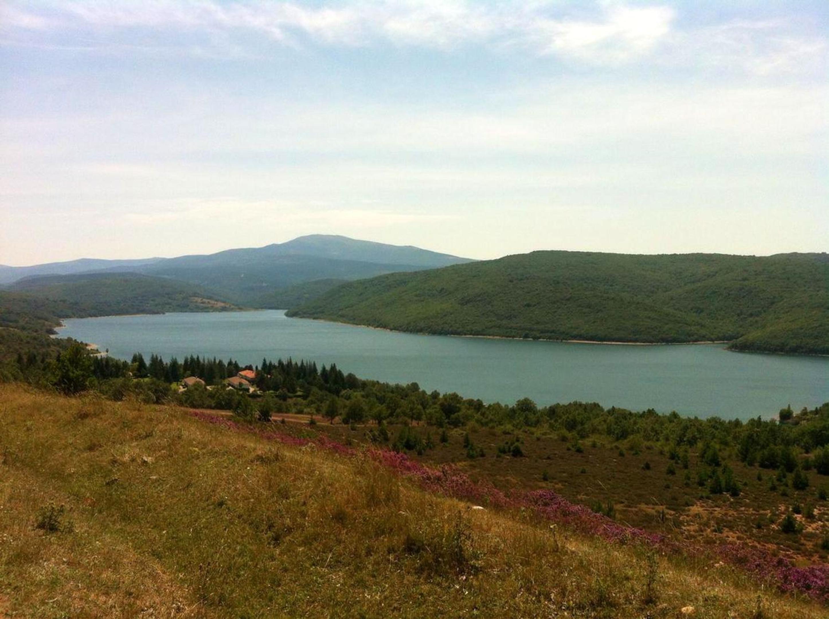 Charming House in Villasur de Herreros with Lake View