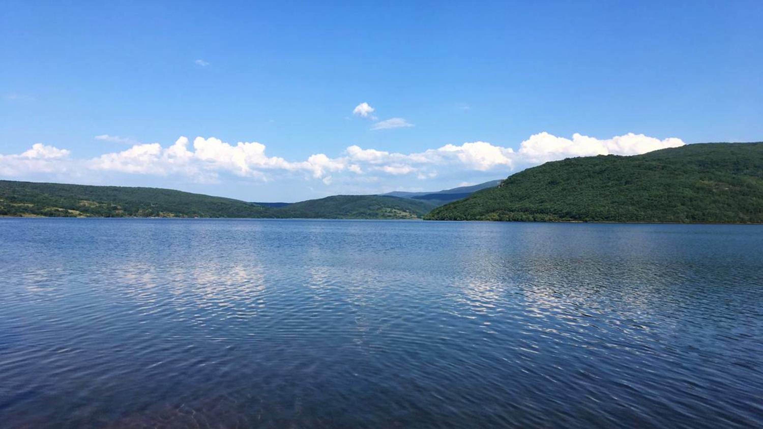 Charming House in Villasur de Herreros with Lake View