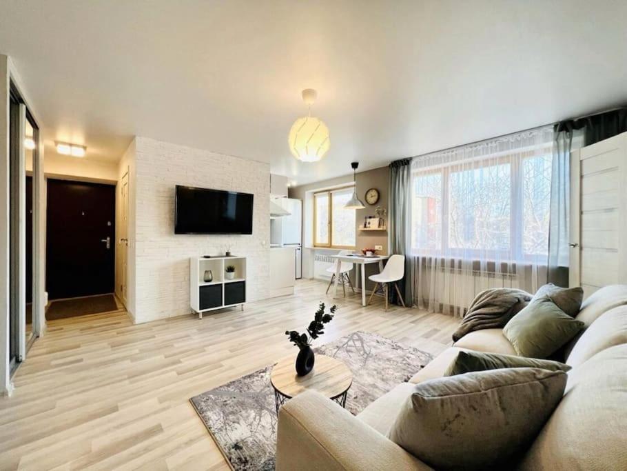 Comfort Apartment In Narva City Center