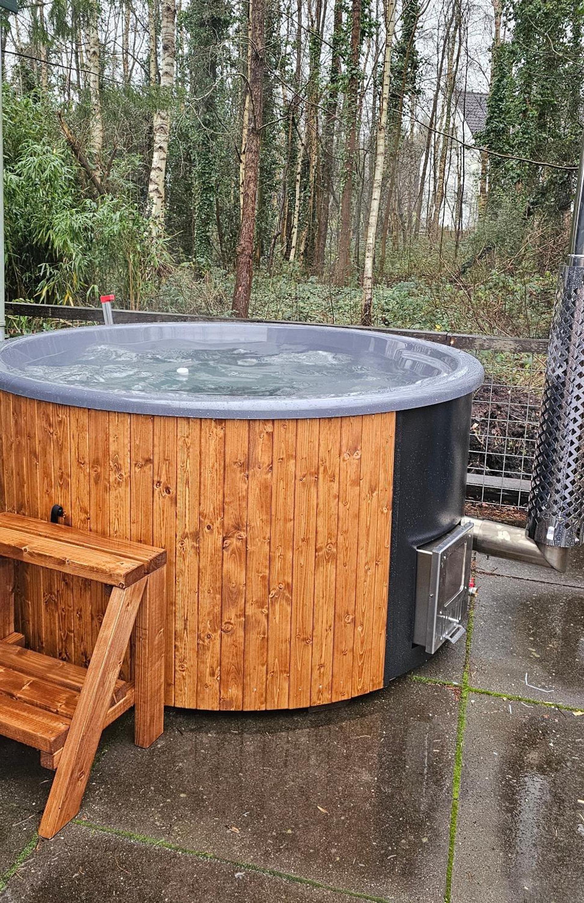 Balistyle guesthouse incl Hottub near Amsterdam and Haarlem view 4