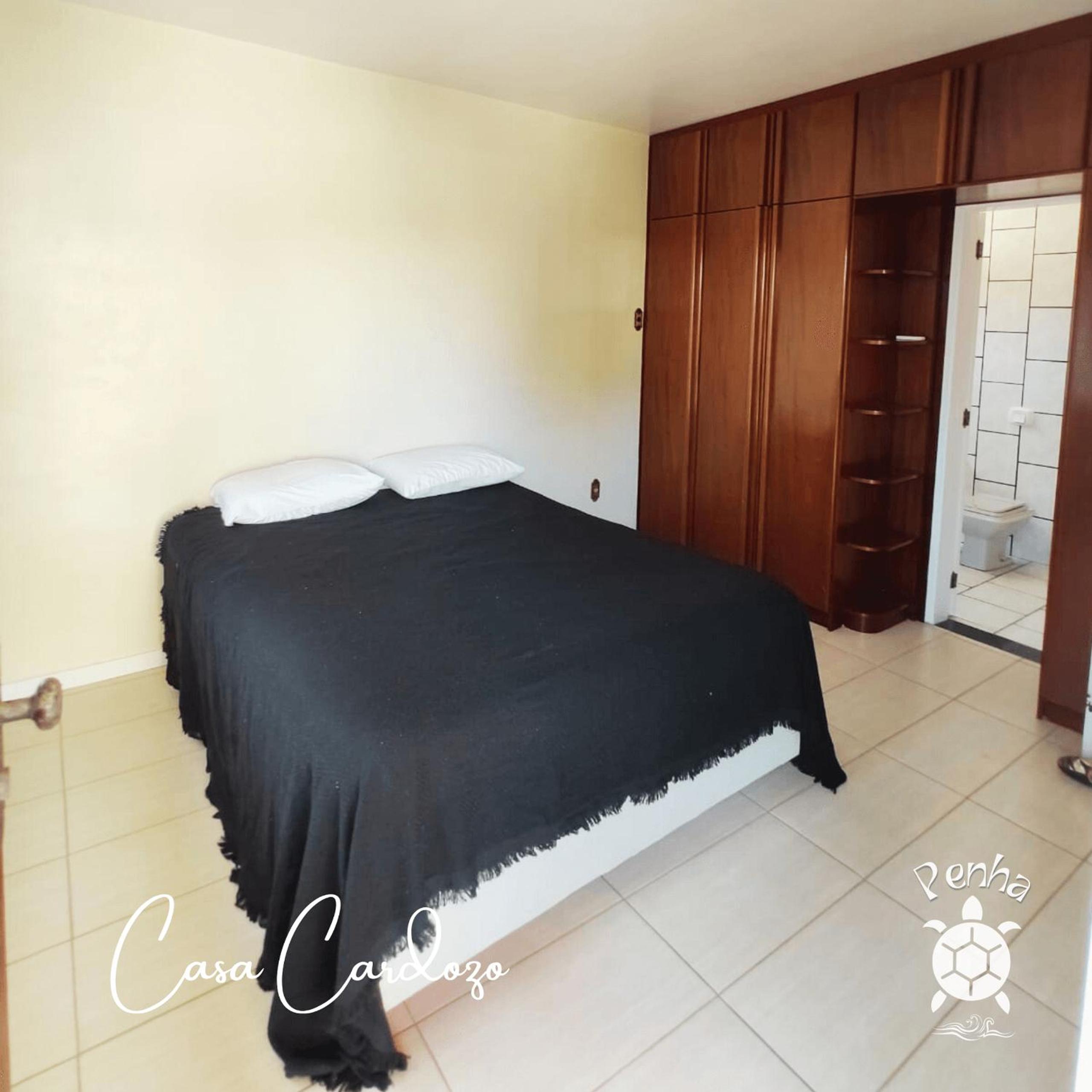 Casa para 11 pessoas a 250 metros do Beto Carrero