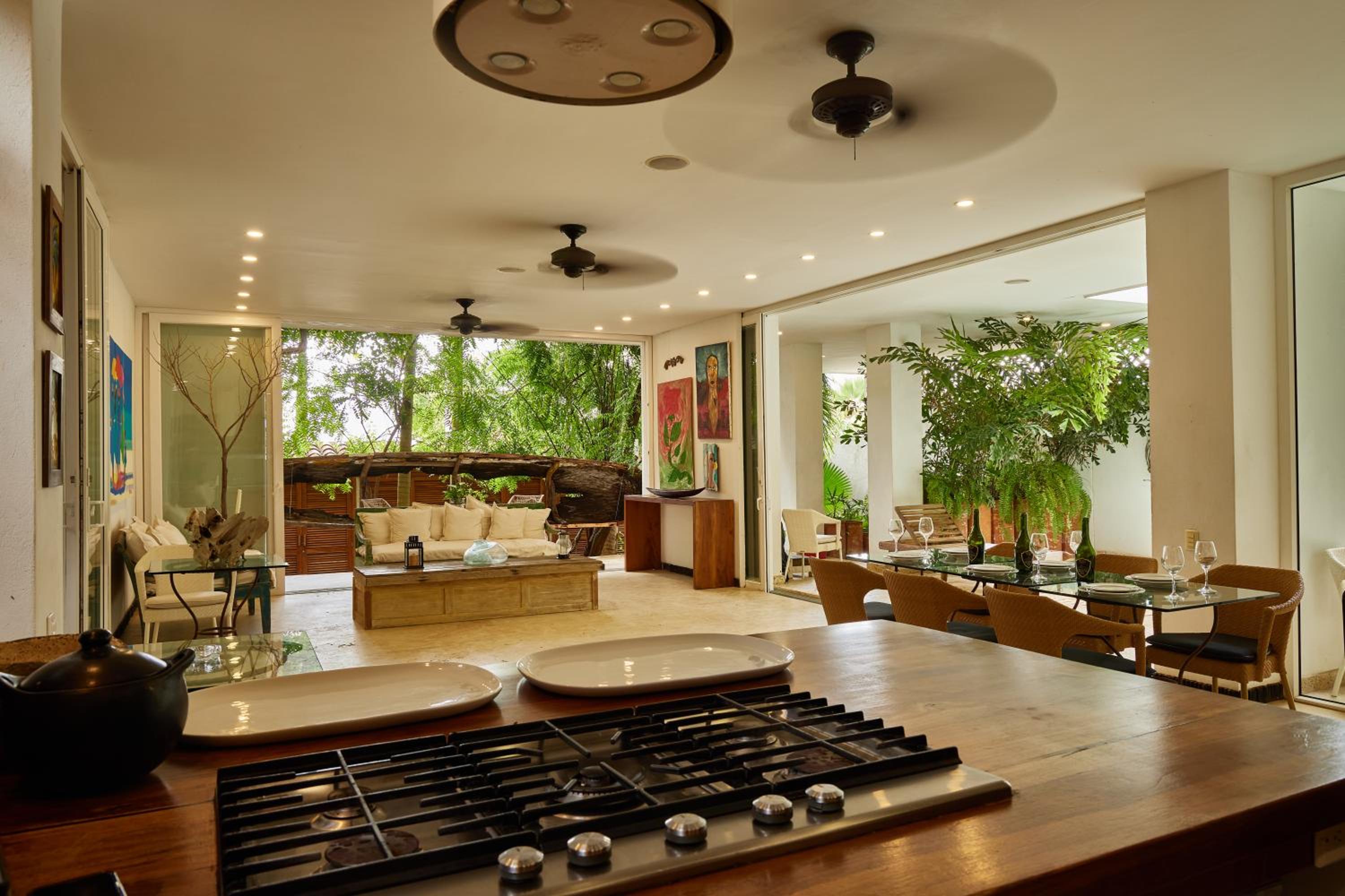 Casa Mangle, Jacuzzi + Piscina privada. 25 mts del Mar