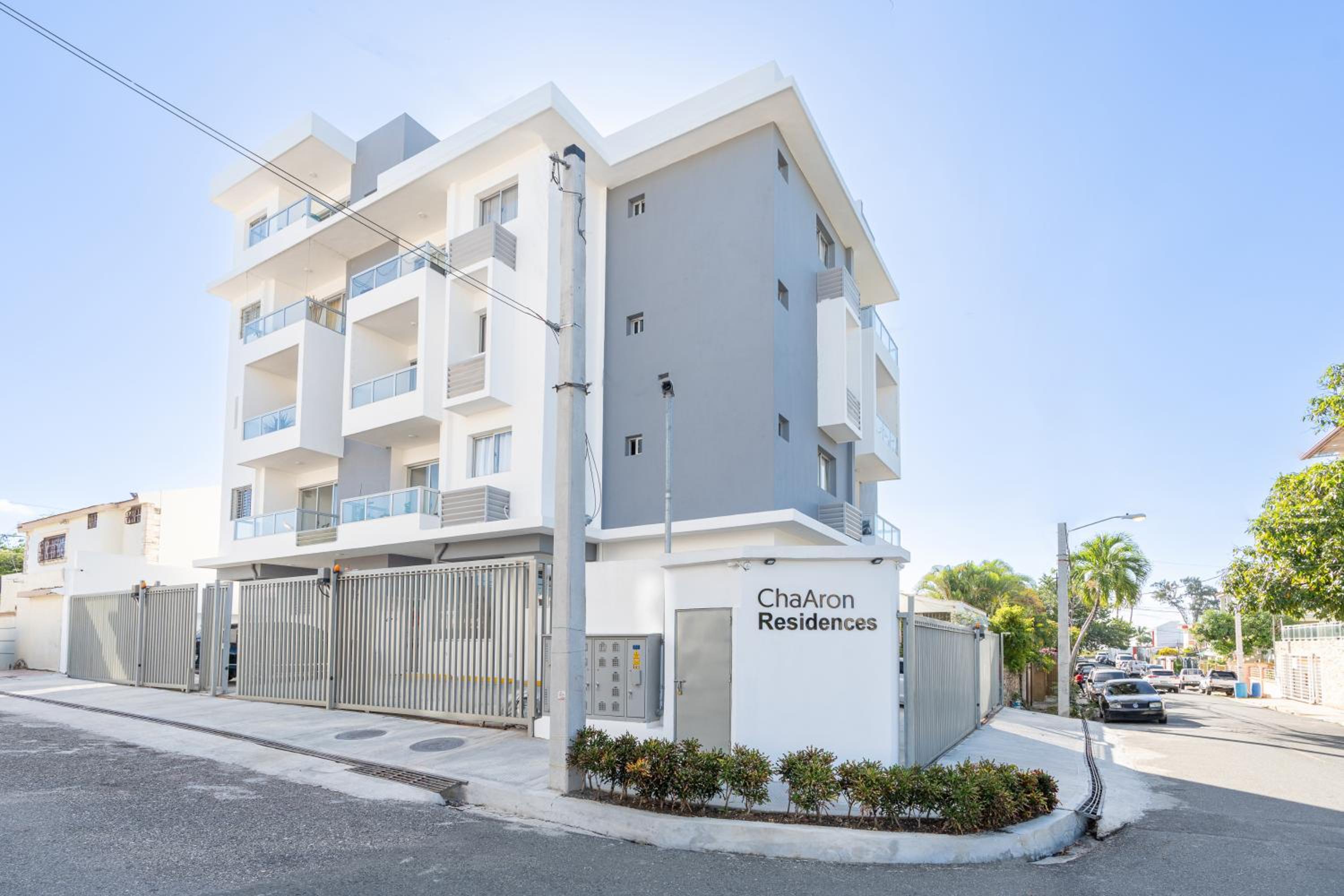 Spectacular Condo Near Colonial Zone