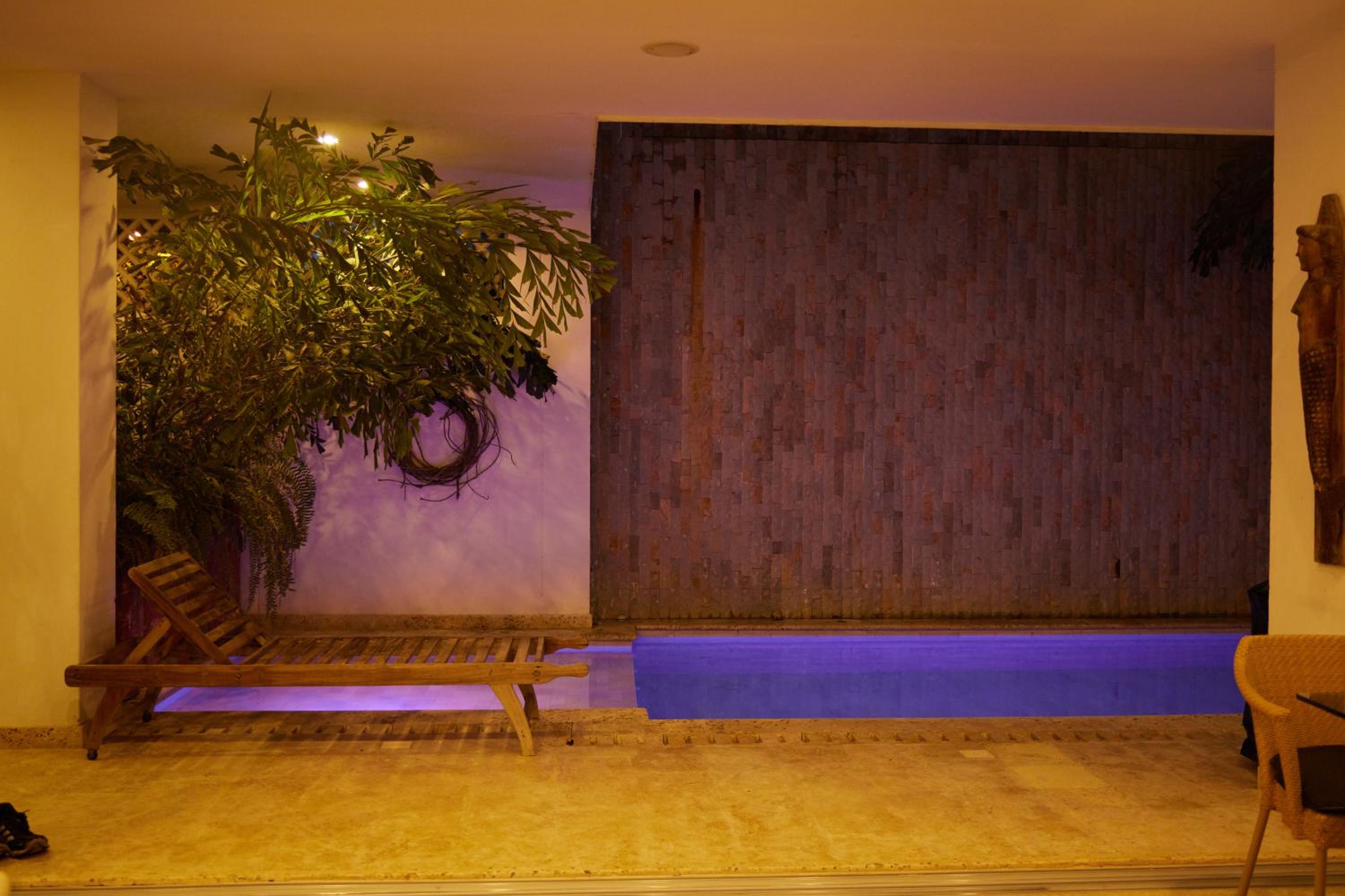 Casa Mangle, Jacuzzi + Piscina privada. 25 mts del Mar