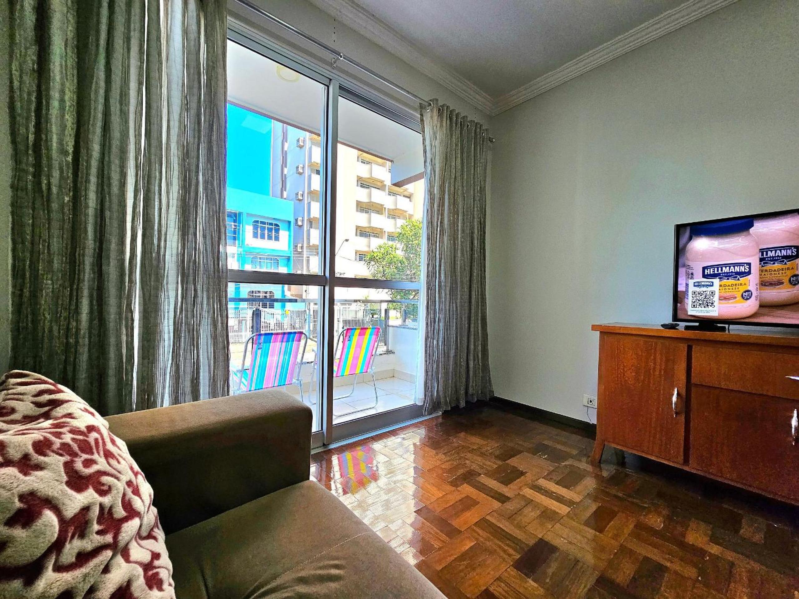 Apt Centro de Foz, para até 8 pessoas com garagem