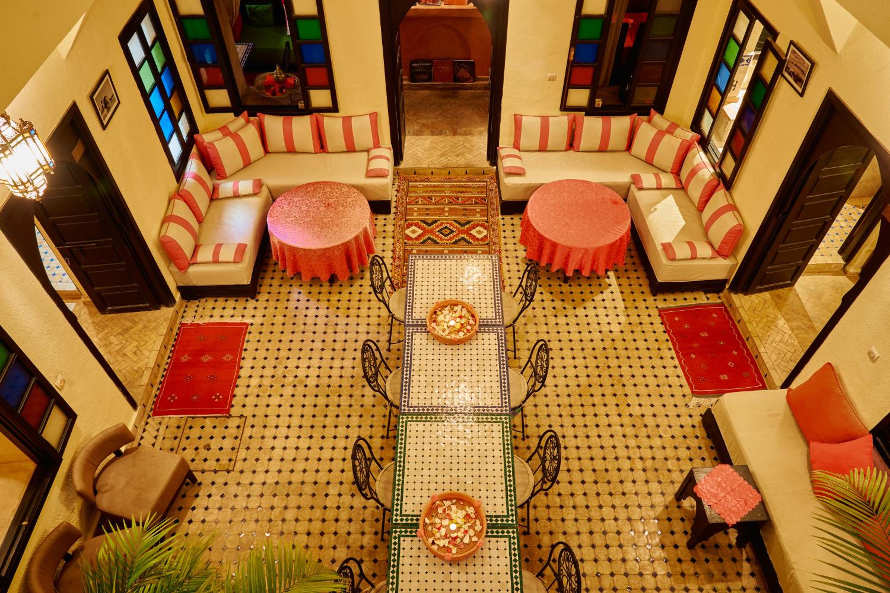 lounge