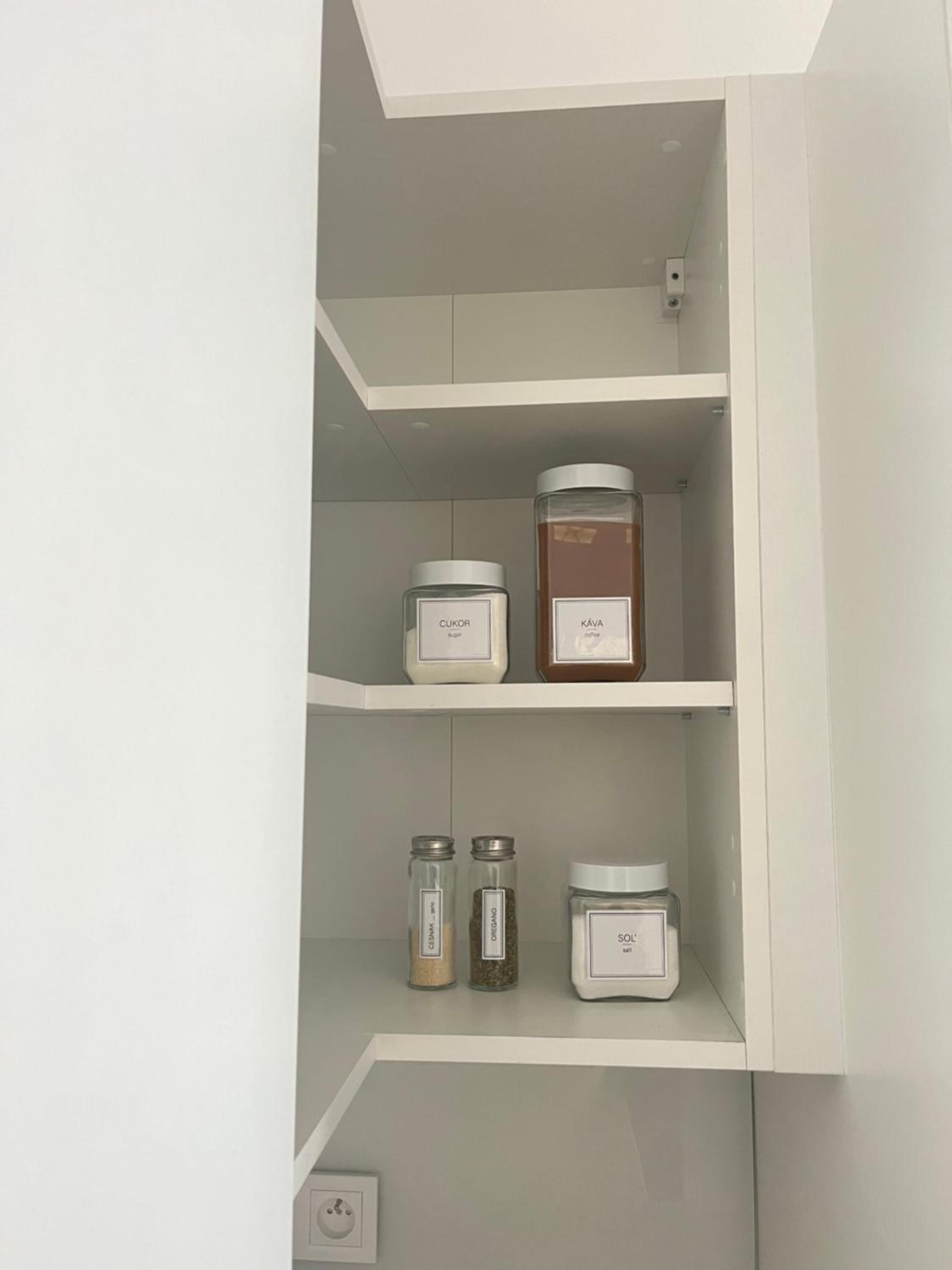 Elegant Escape apartment III - free parking, easy access to City Center view 5