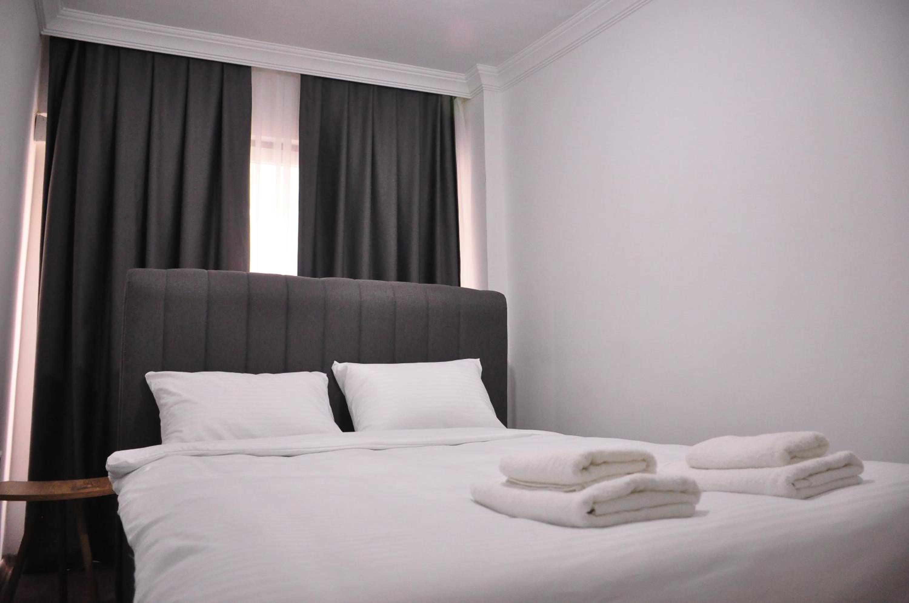 Navan Otel - Image 9