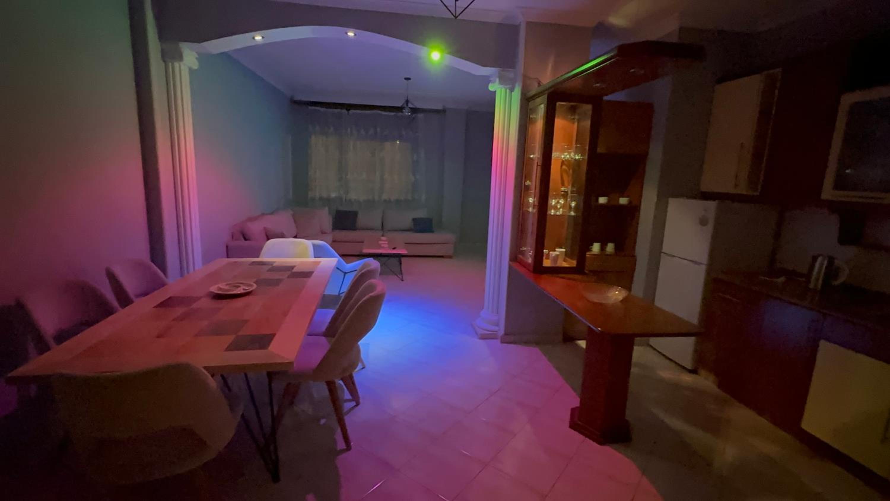 DIORAs Apartment.