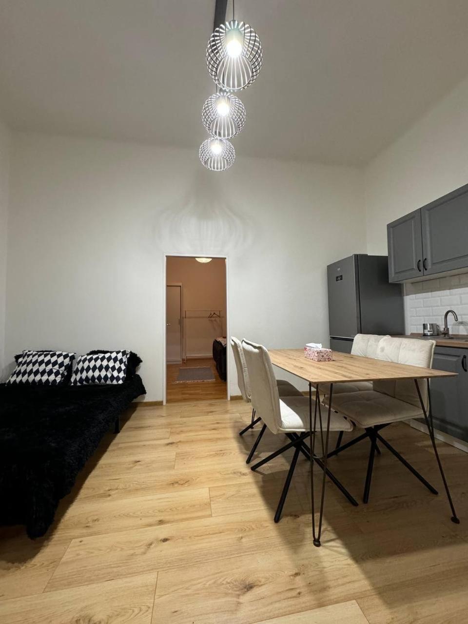 Cozy Prague Apartment
