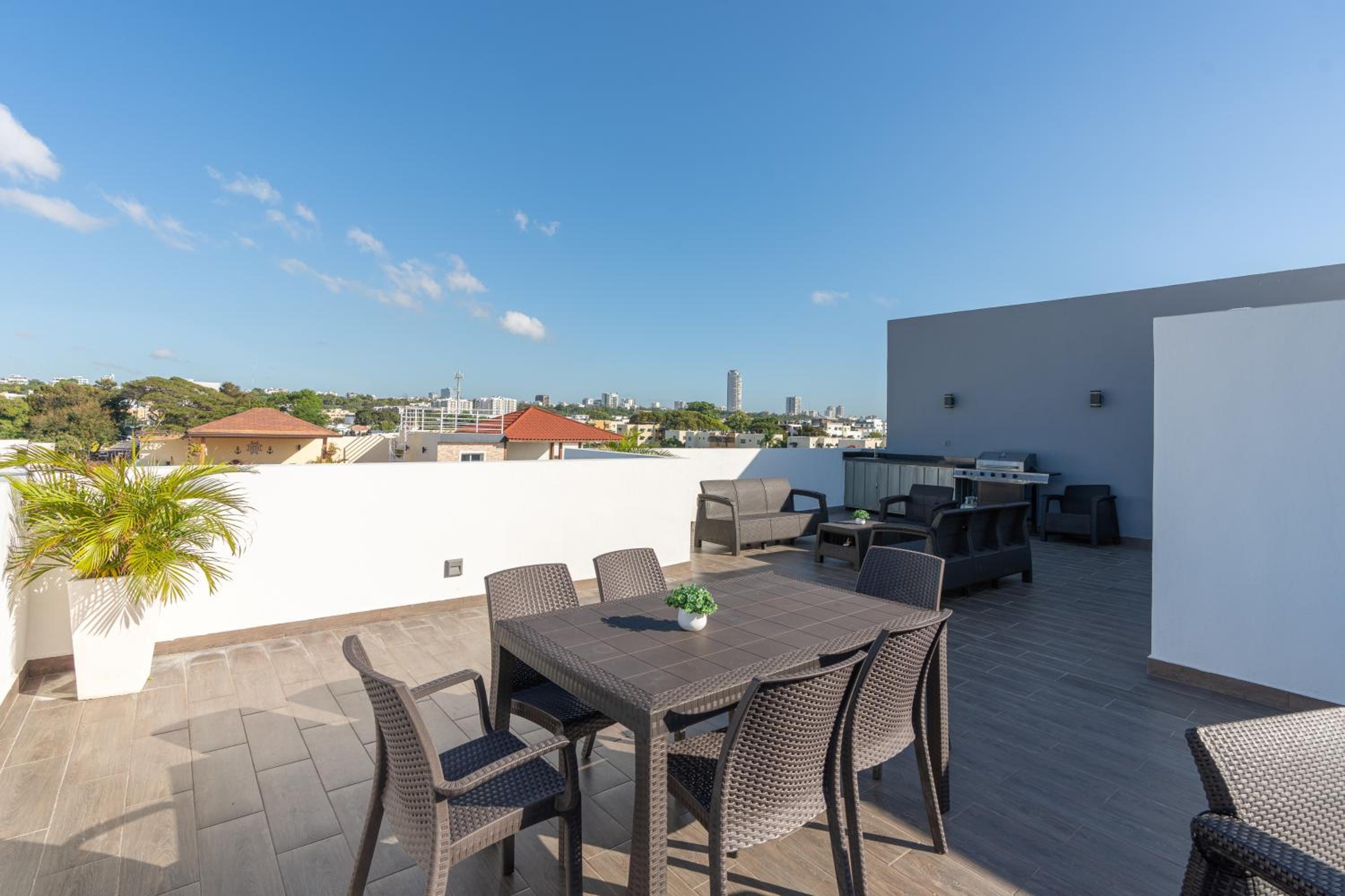 Spectacular Condo Near Colonial Zone