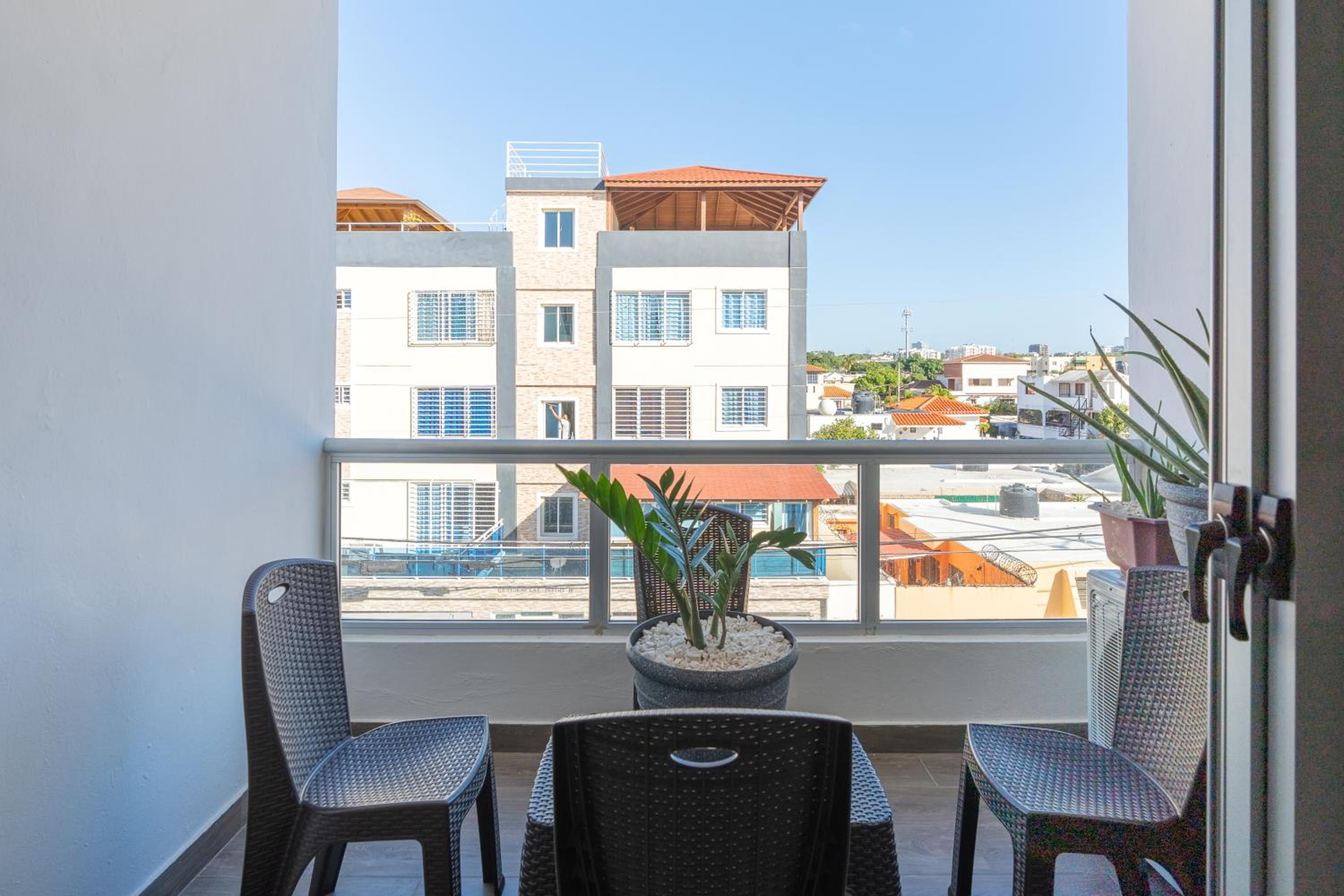 Spectacular Condo Near Colonial Zone