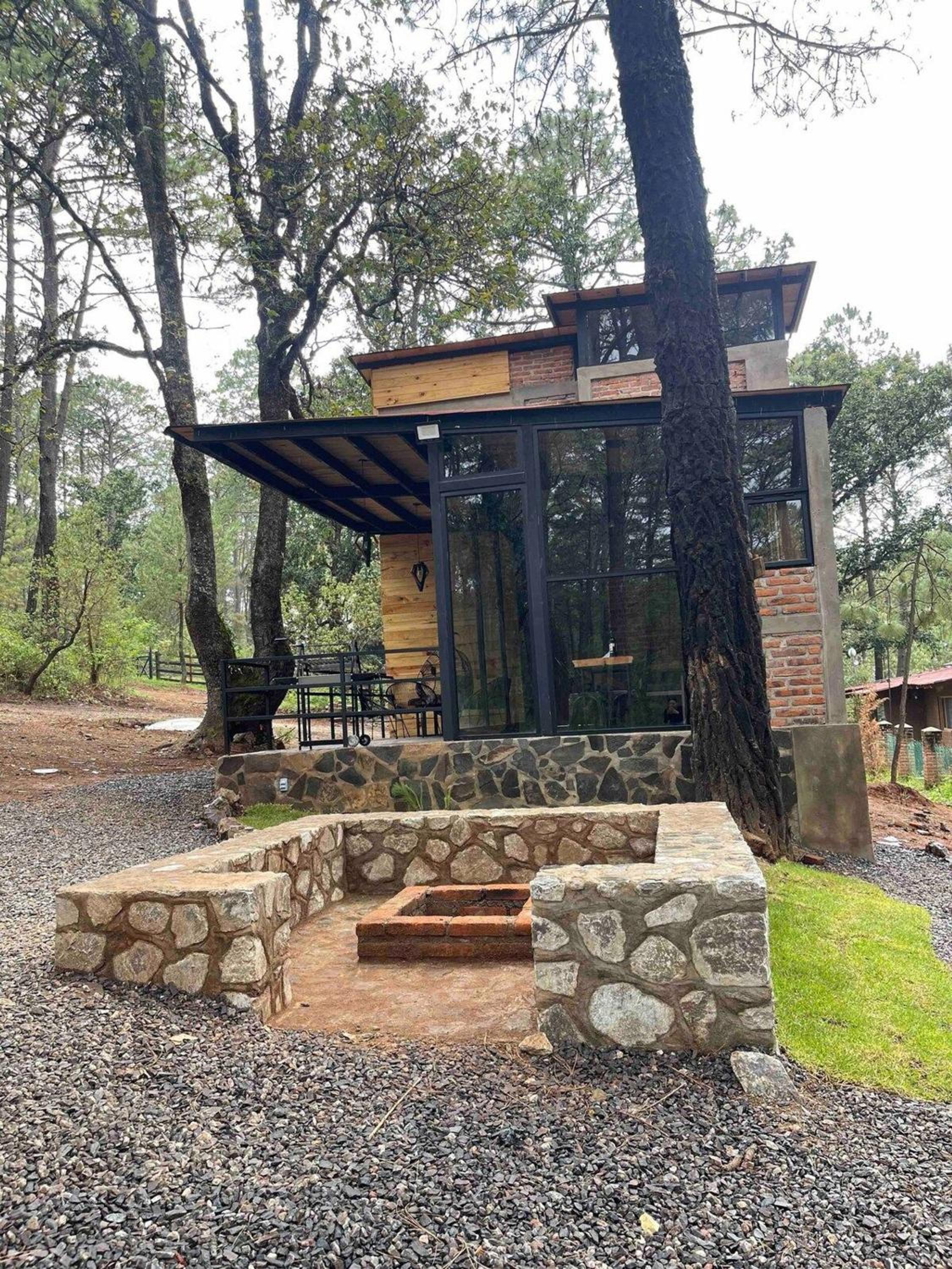 Hermosa Cabaña Inmersa en el Bosque de Tapalpa view 4
