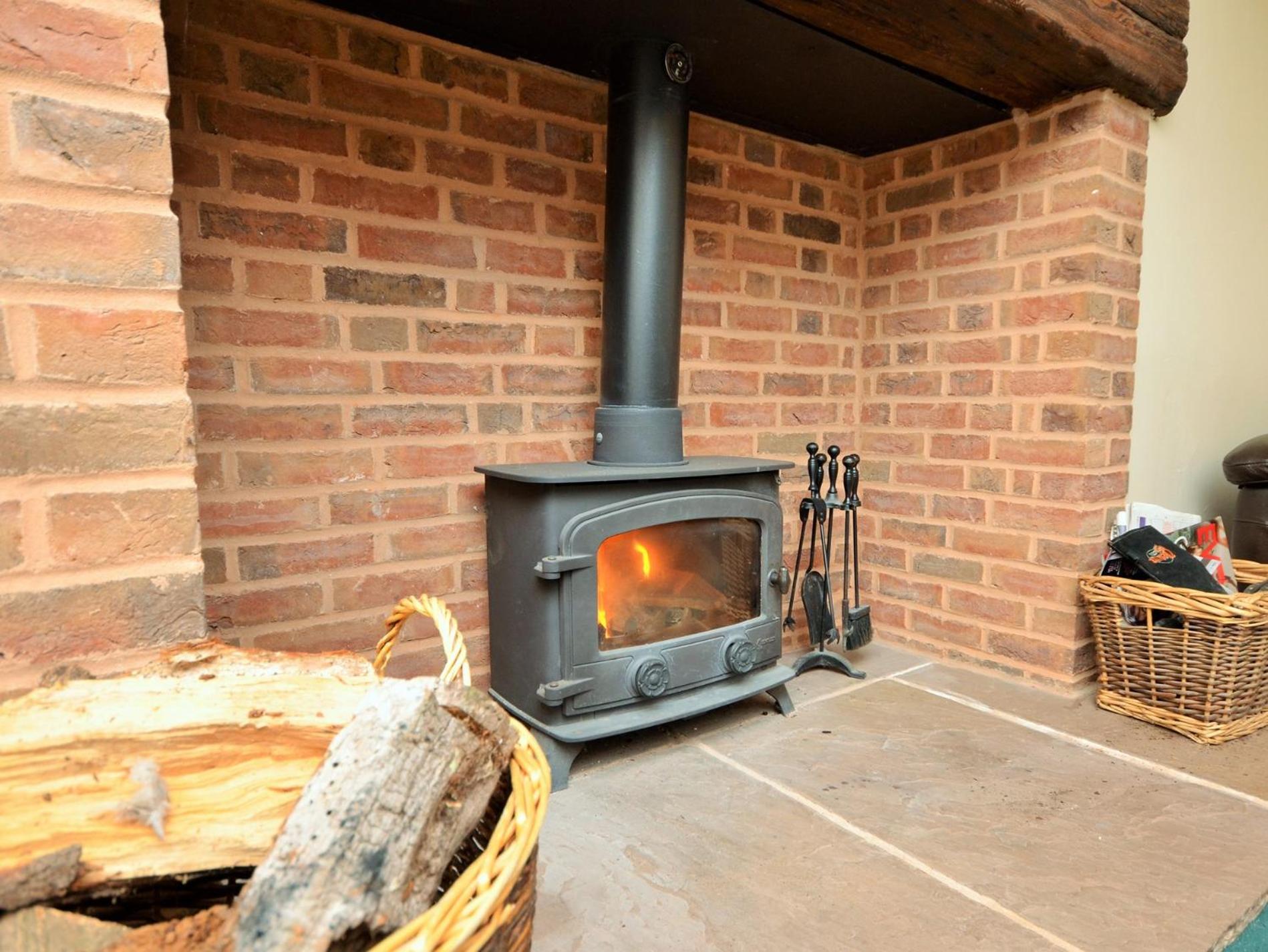 3 Bed in Exeter oc-harri view 3