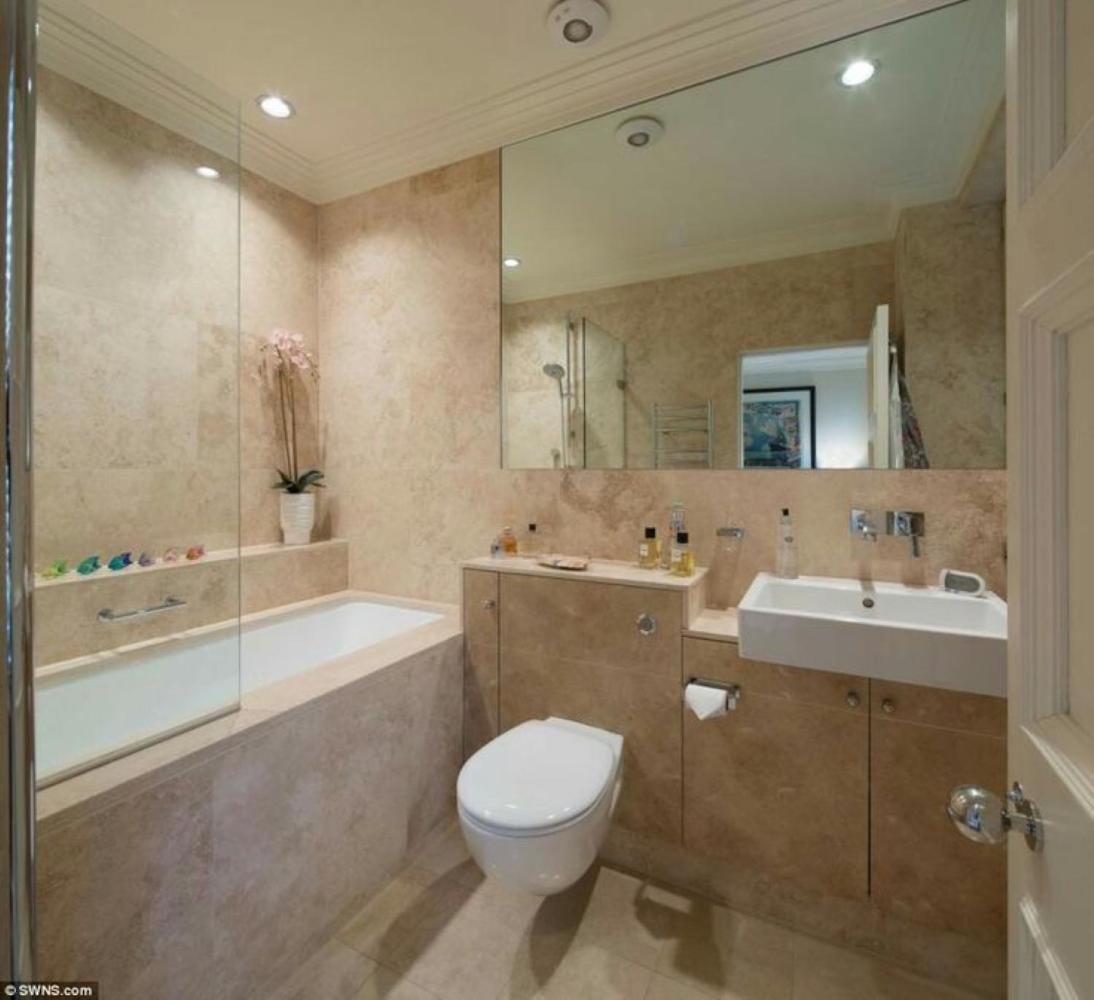 Mayfair Park Lane Luxurious Large Sleeps 6 view 3