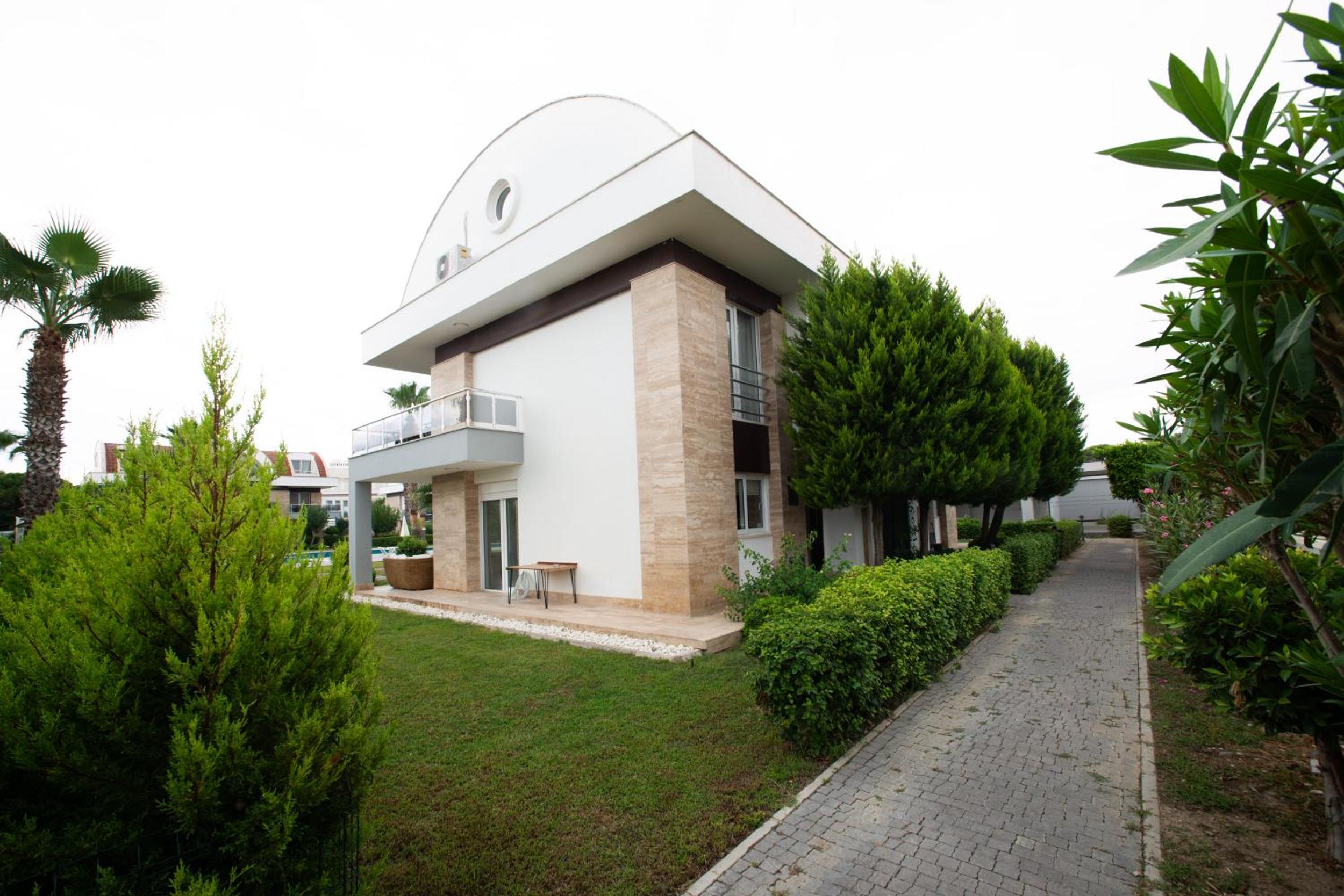 Photo 38