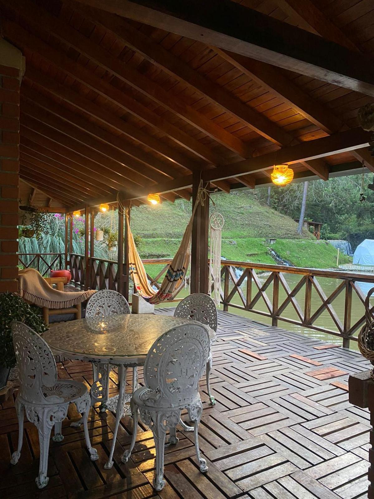 EL LAGO HOTEL