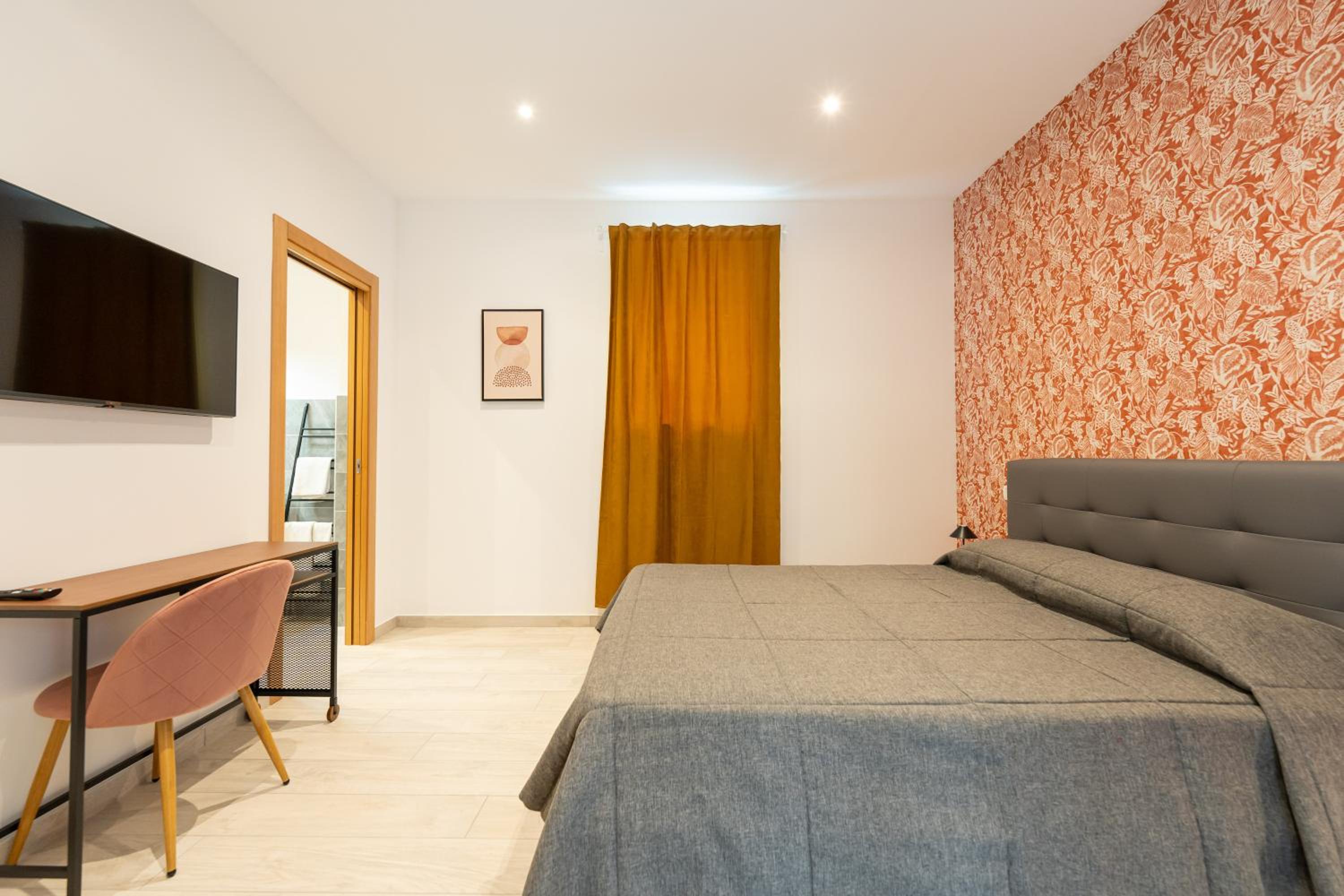 5 Santi Rooms