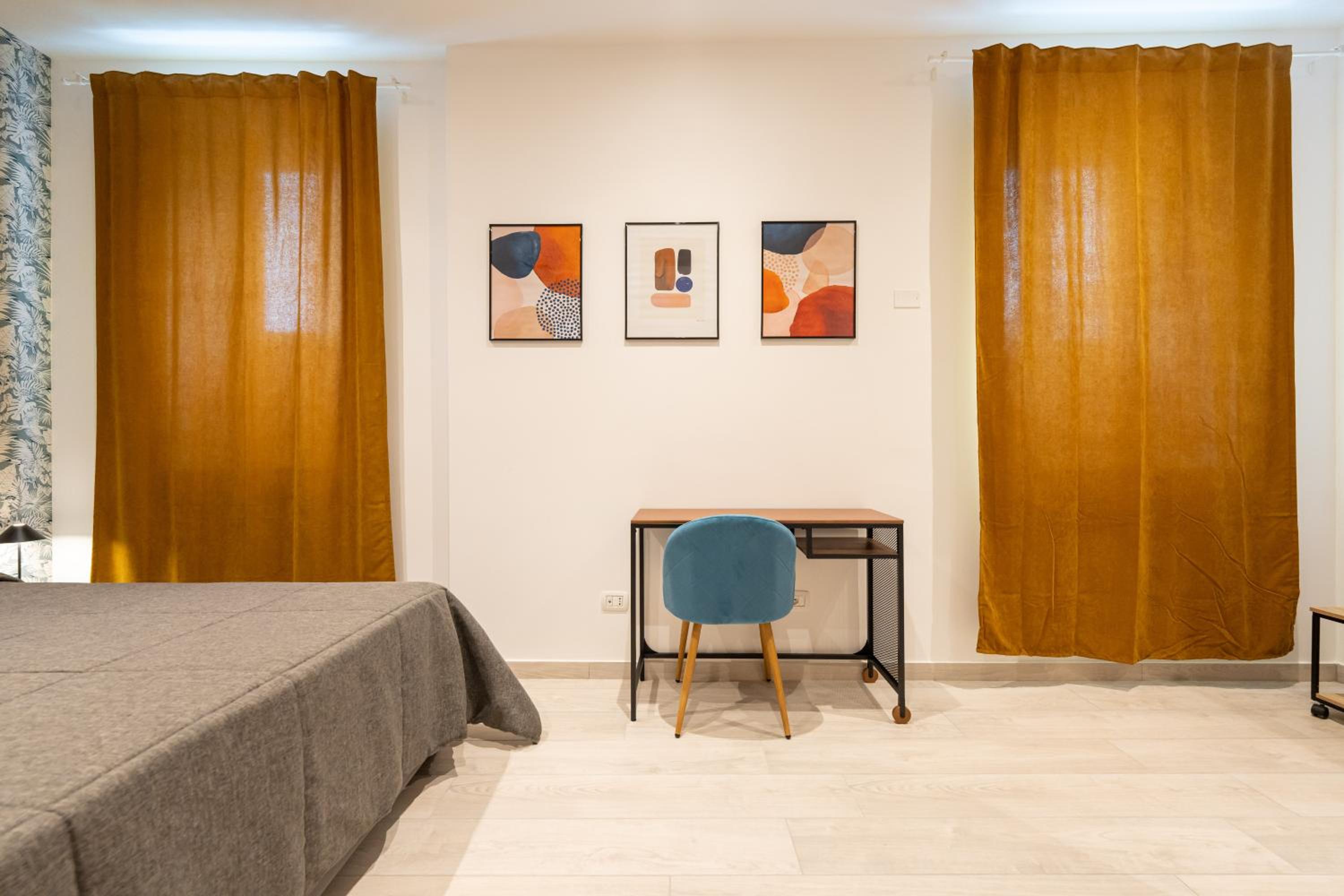 5 Santi Rooms