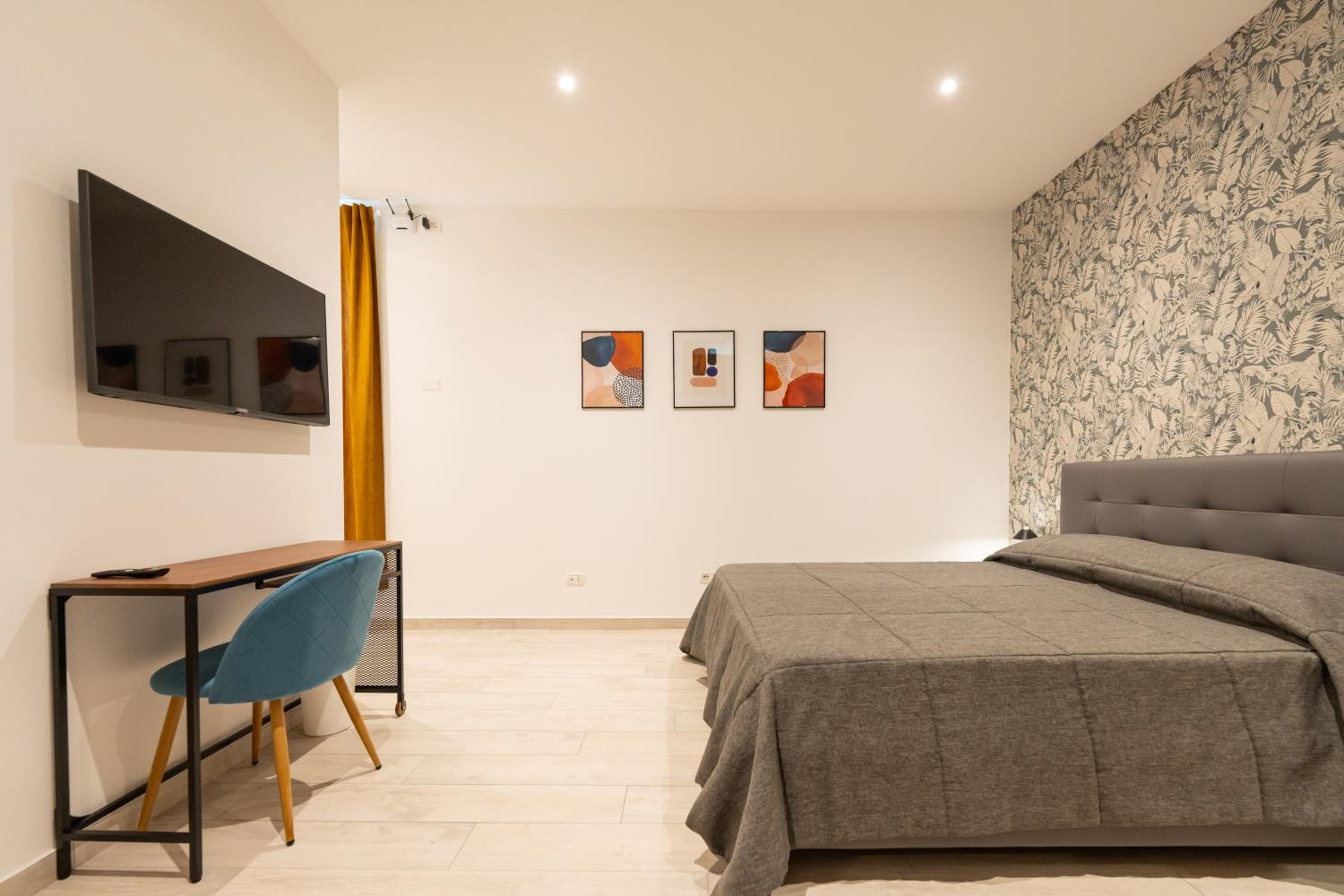 5 Santi Rooms